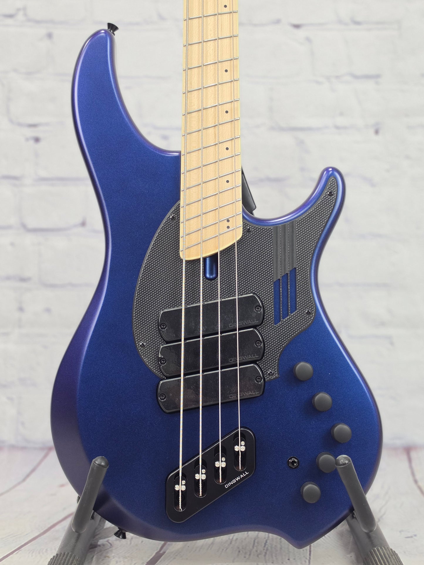 Dingwall Guitars NG3 MBP Nolly 4 String Bass Guitar Matte Blue-To-Purple Colorshift
