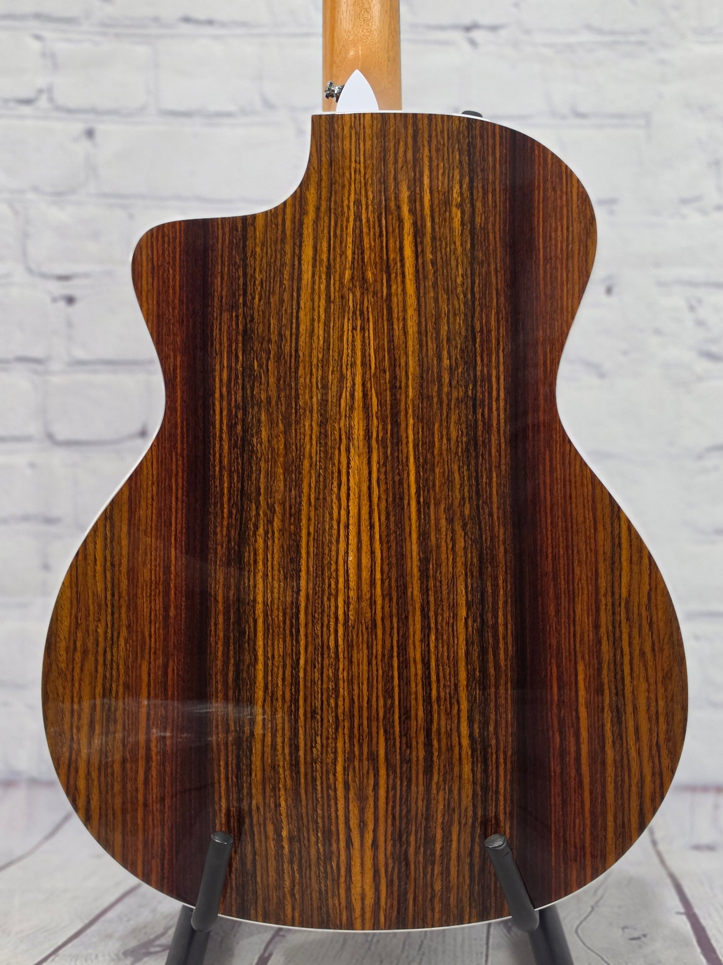 USED Taylor Guitars Sunset Blvd 214CE DLX SEB 6 String Acoustic Guitar Shaded Edgeburst