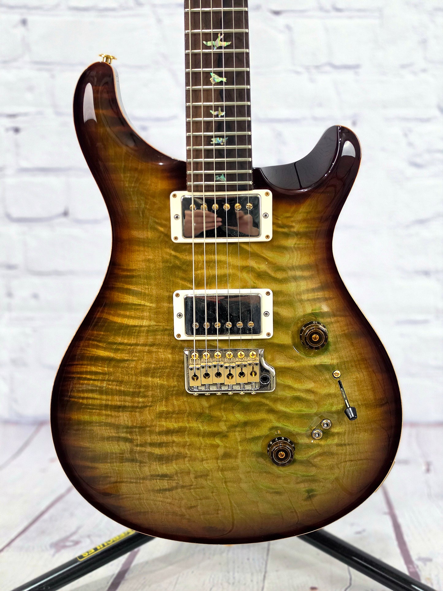 USED Paul Reed Smith PRS Guitars Wood Library Custom 24-08 6 String Electric Guitar Trampas Green Tobacco Burst 10 Top