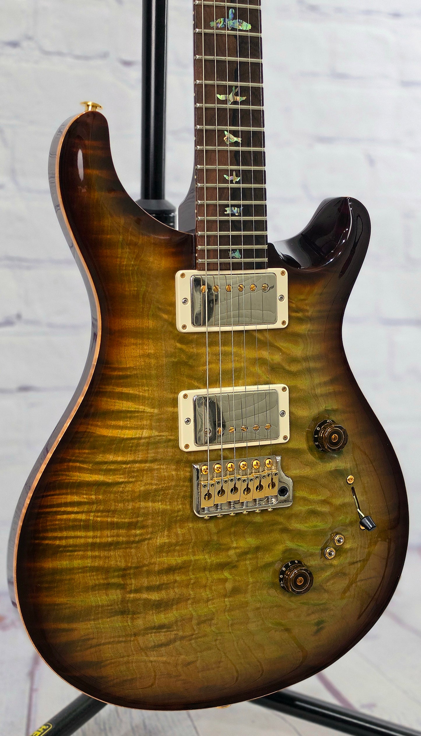 USED Paul Reed Smith PRS Guitars Wood Library Custom 24-08 6 String Electric Guitar Trampas Green Tobacco Burst 10 Top