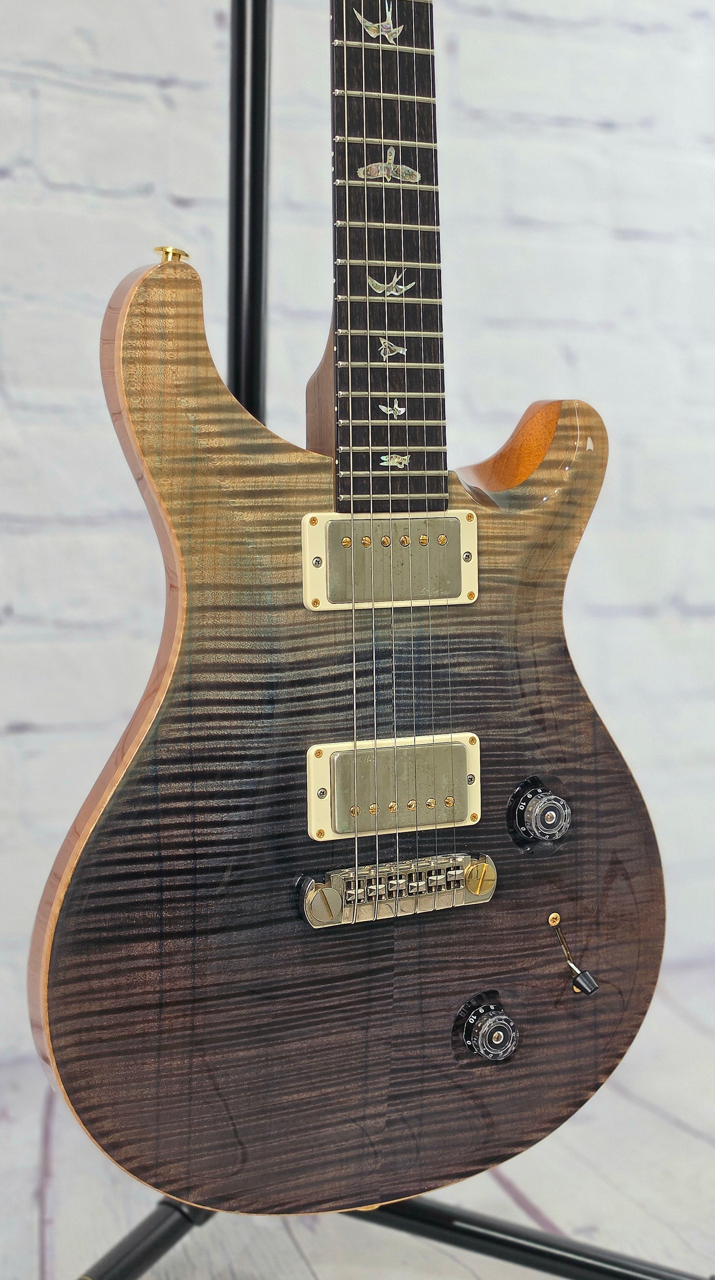 USED Paul Reed Smith PRS Guitars Custom 22 Artist Package 6 String Electric Guitar Blue Fade Indian Rosewood Neck