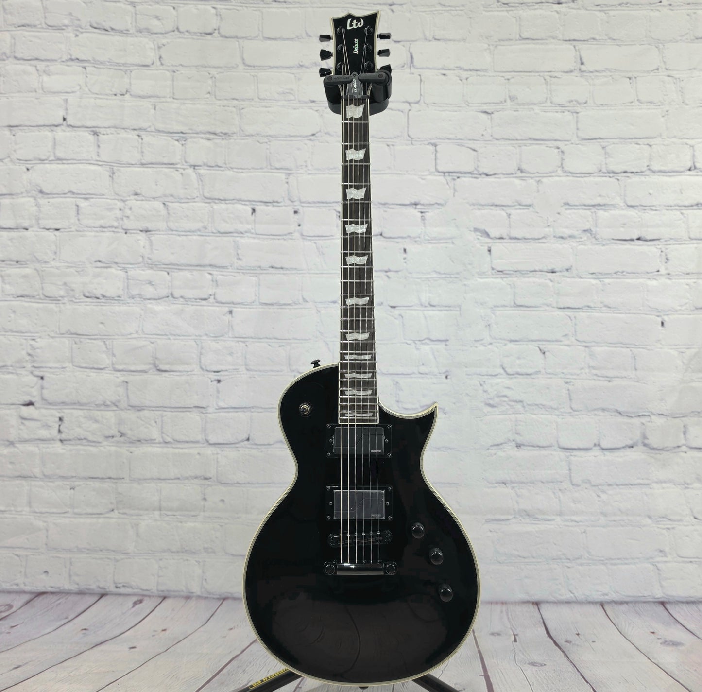 ESP LTD EC-1000S Eclipse 6 String Electric Guitar Gloss Black