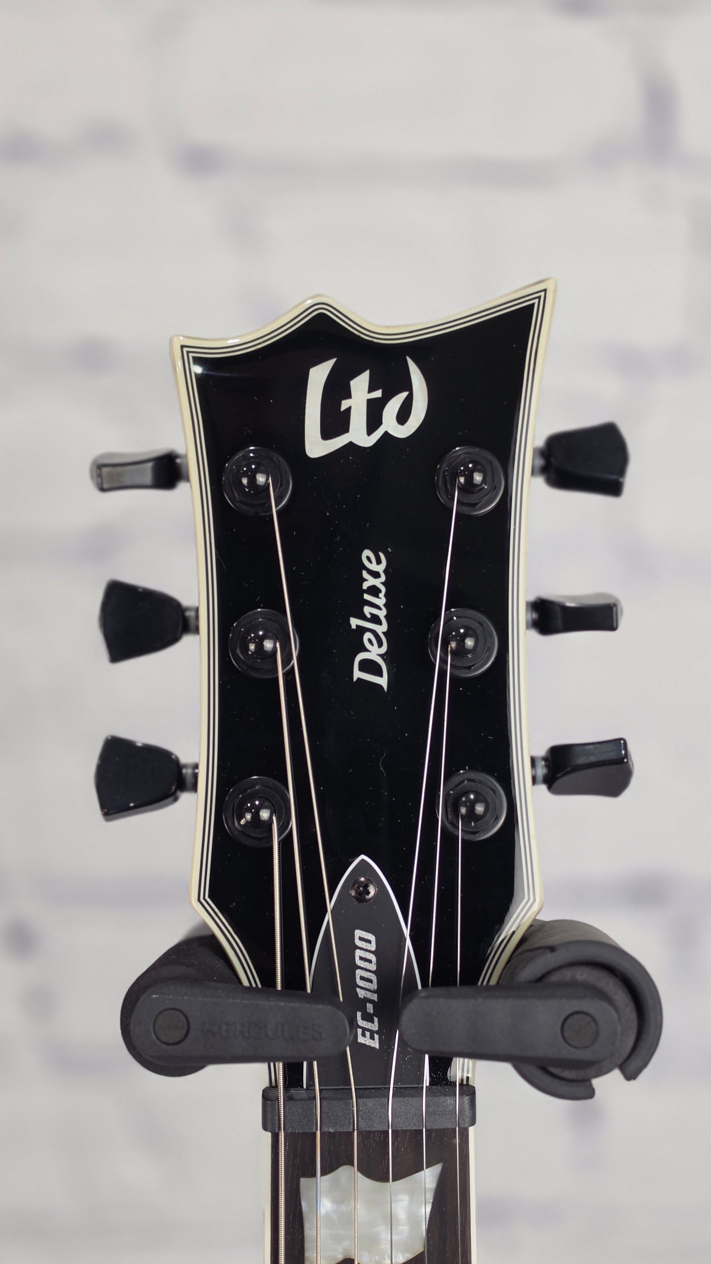 ESP LTD EC-1000S Eclipse 6 String Electric Guitar Gloss Black