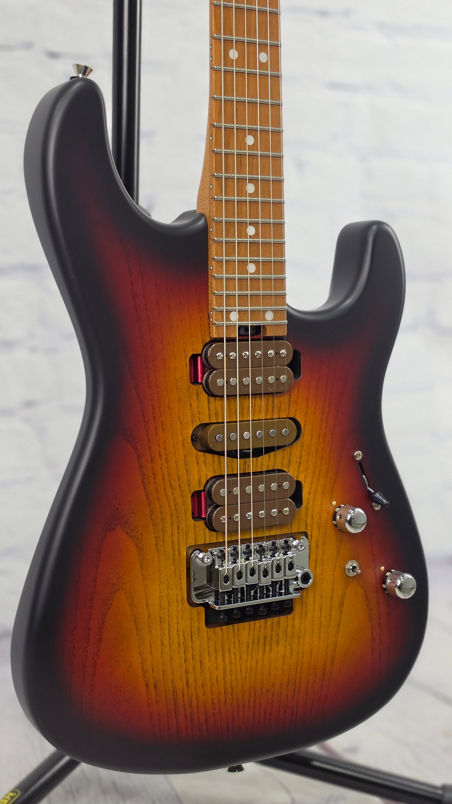 Charvel Guitars Guthrie Govan Signature MJ San Dimas SD24 CM 6 String Electric Guitar 3 Tone Sunburst