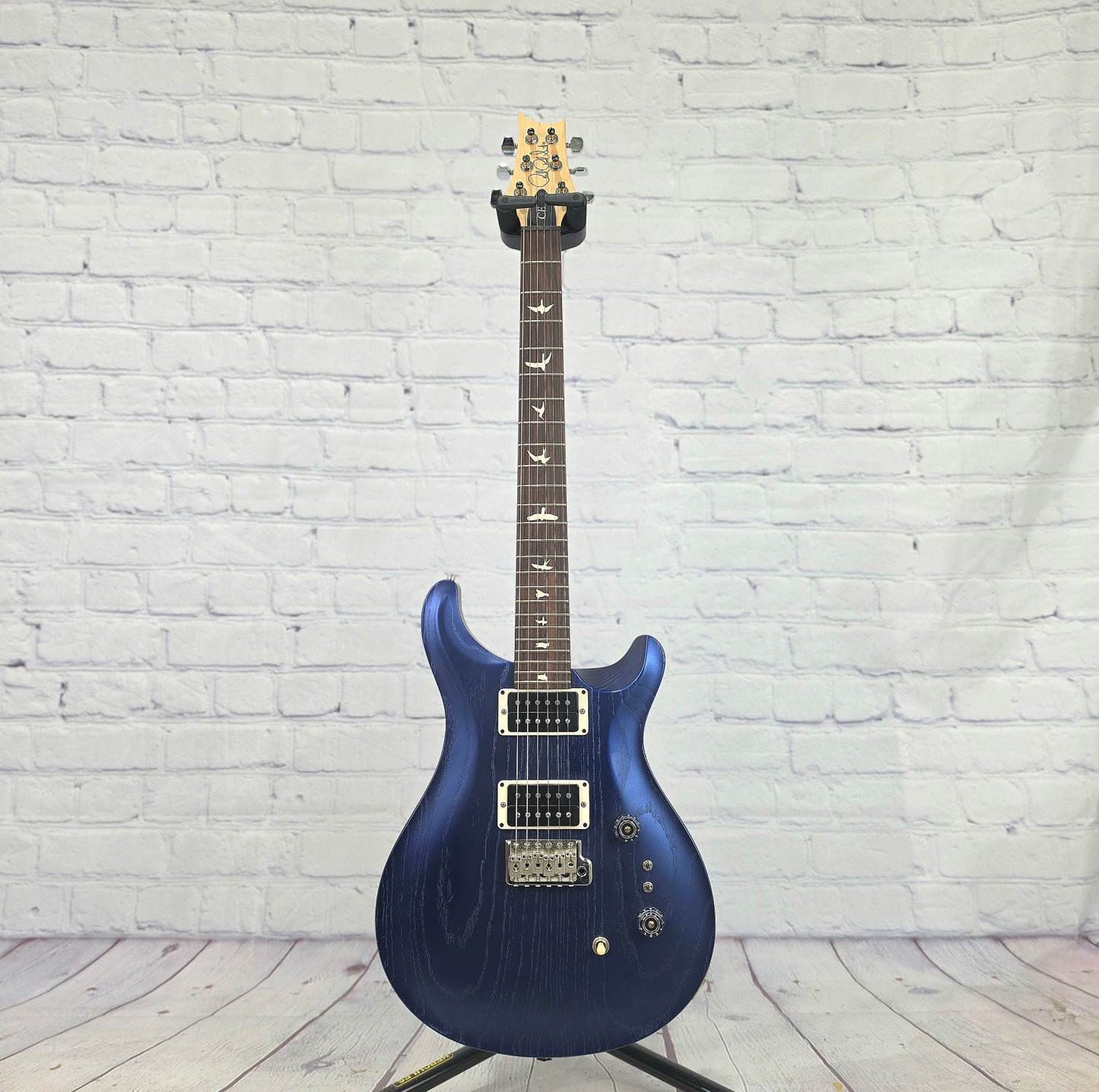 USED Paul Reed Smith PRS CE24-08 Swamp Ash Limited Edition Electric Guitar Metallic Midnight