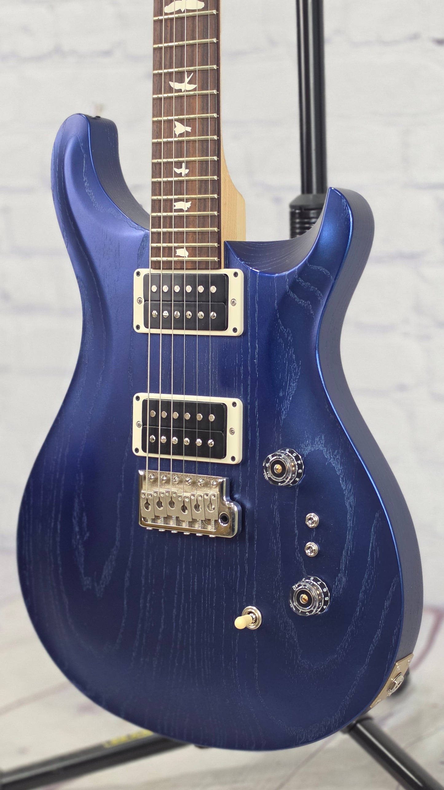 USED Paul Reed Smith PRS CE24-08 Swamp Ash Limited Edition Electric Guitar Metallic Midnight