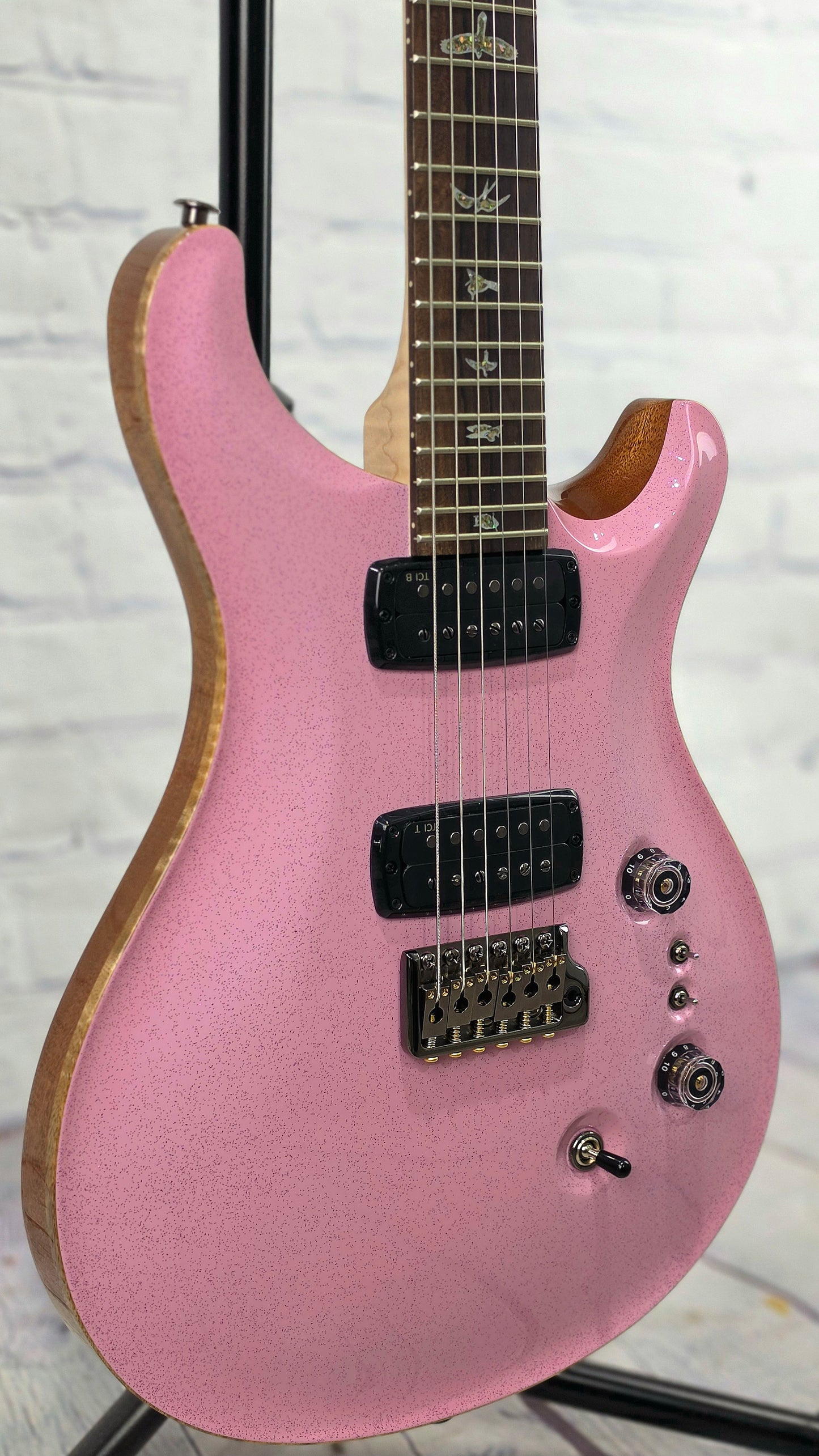 Paul Reed Smith PRS Guitars Wood Library Custom 24-08 6 String Electric Guitar Bubblegum Pink Sparkle