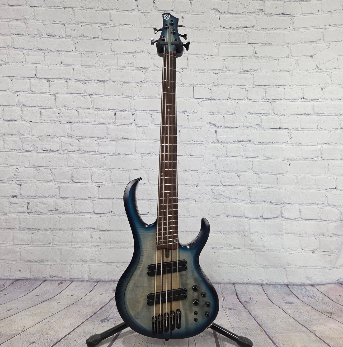 USED Ibanez Bass Workshop BTB605LM BKF 5 String Multiscale Bass Cosmic Starburst Low Gloss