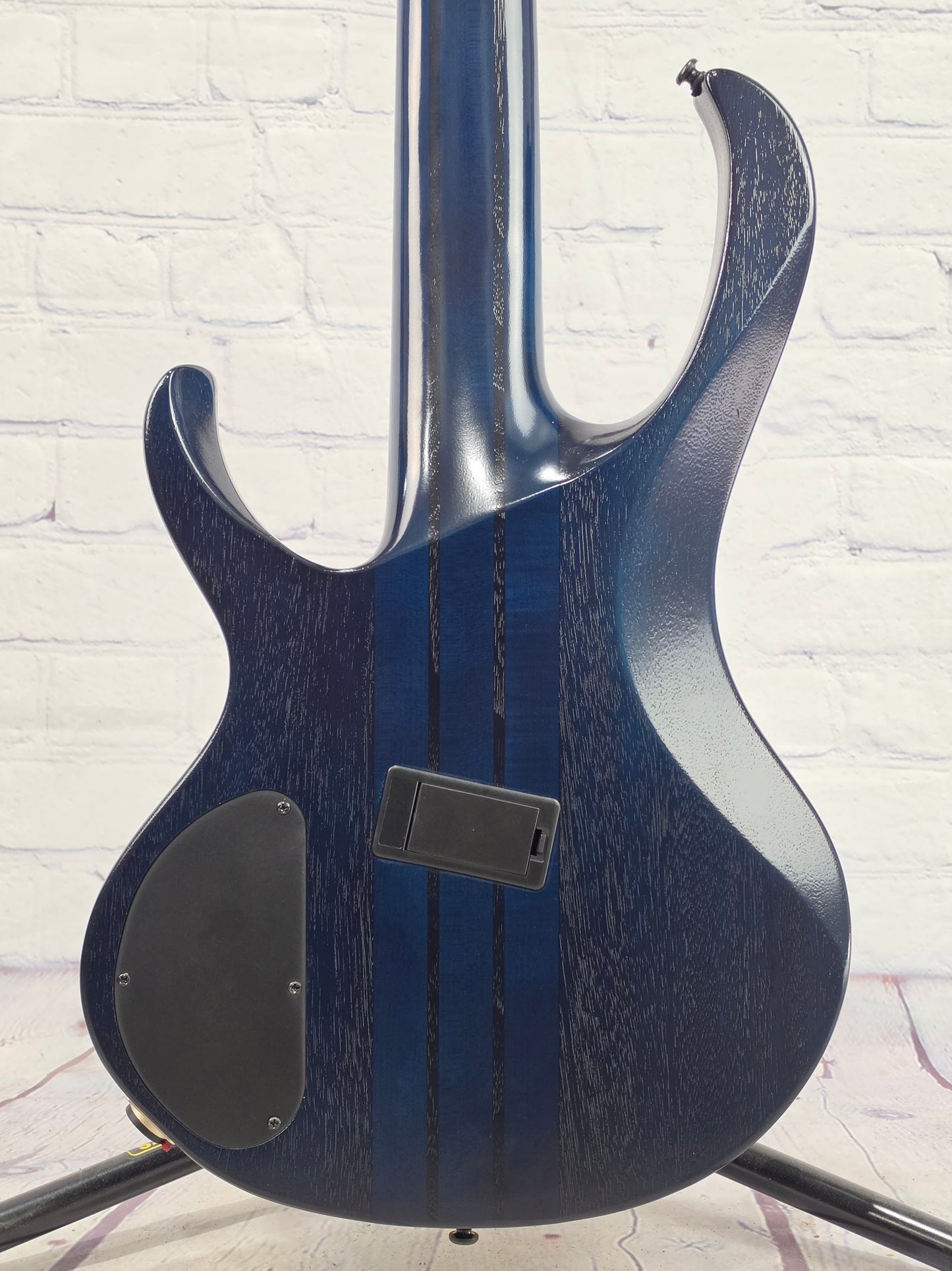 USED Ibanez Bass Workshop BTB605LM BKF 5 String Multiscale Bass Cosmic Starburst Low Gloss