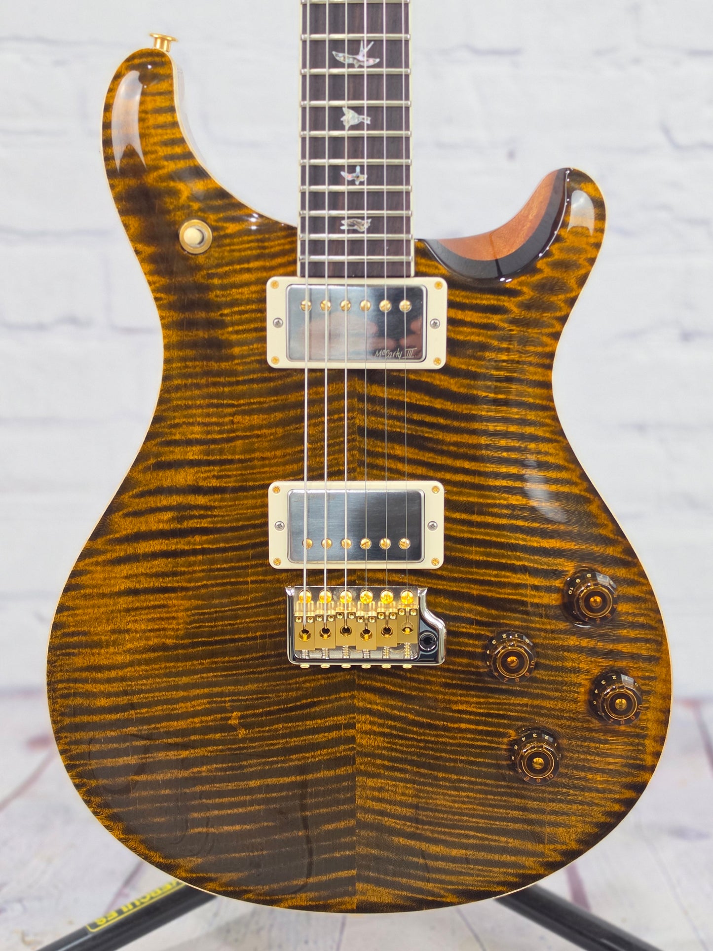 Paul Reed Smith PRS Guitars Wood Library McCarty 594 Tremolo Electric Guitar 10 Top Tiger Eye