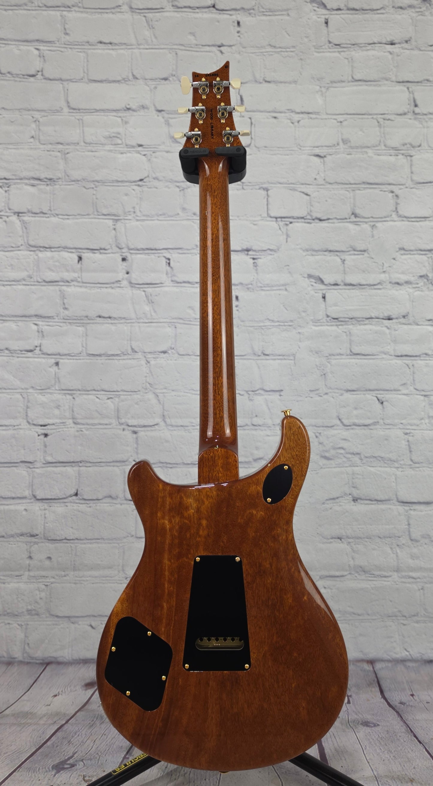 Paul Reed Smith PRS Guitars Wood Library McCarty 594 Tremolo Electric Guitar 10 Top Tiger Eye