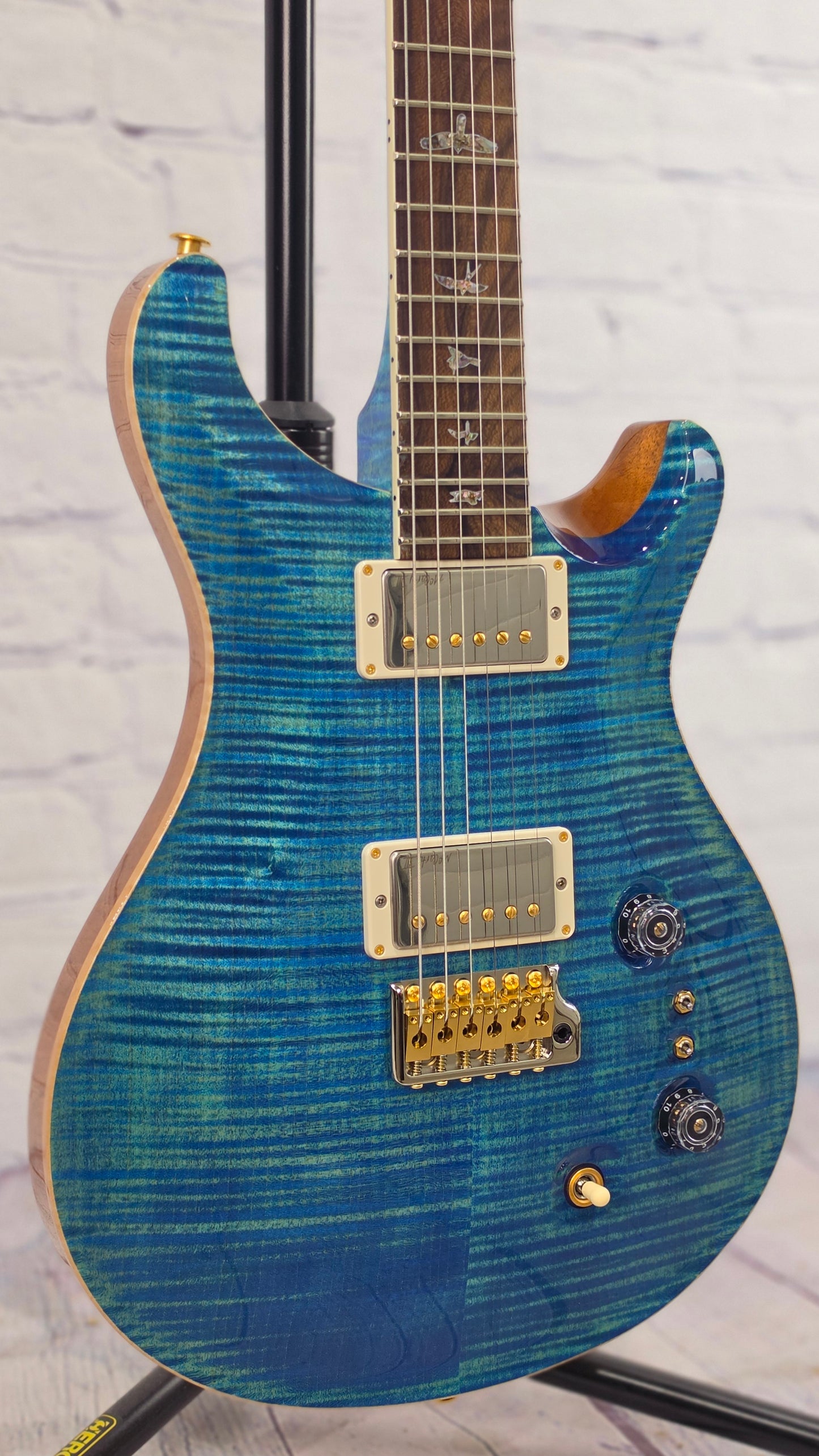 Paul Reed Smith PRS Guitars Wood Library McCarty 6 String Electric Guitar 10 Top Arctic Blue Natural Back 408 Switching
