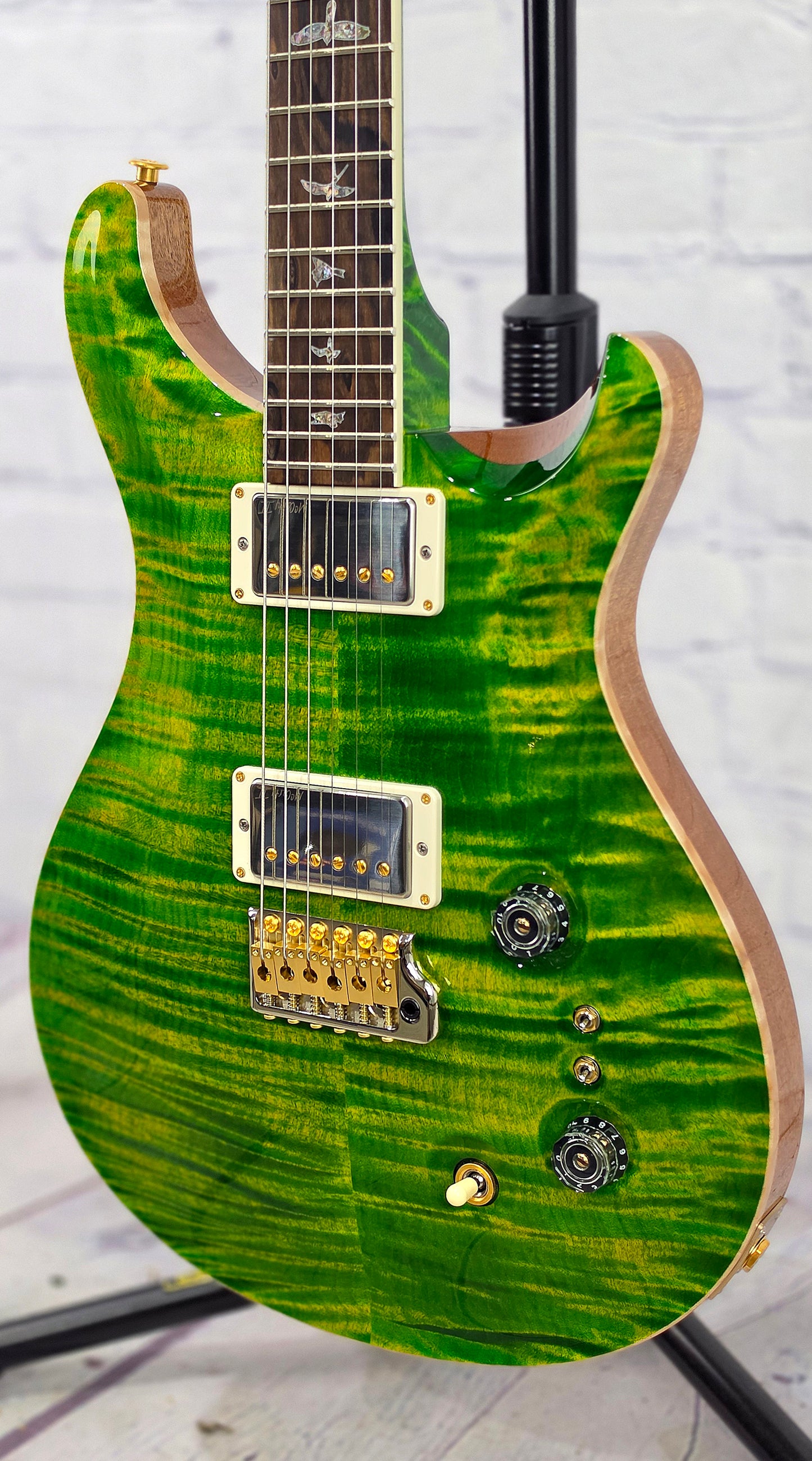 Paul Reed Smith PRS Wood Library McCarty 6 String Electric Guitar 10 Top Emerald Natural Back 408 Switching