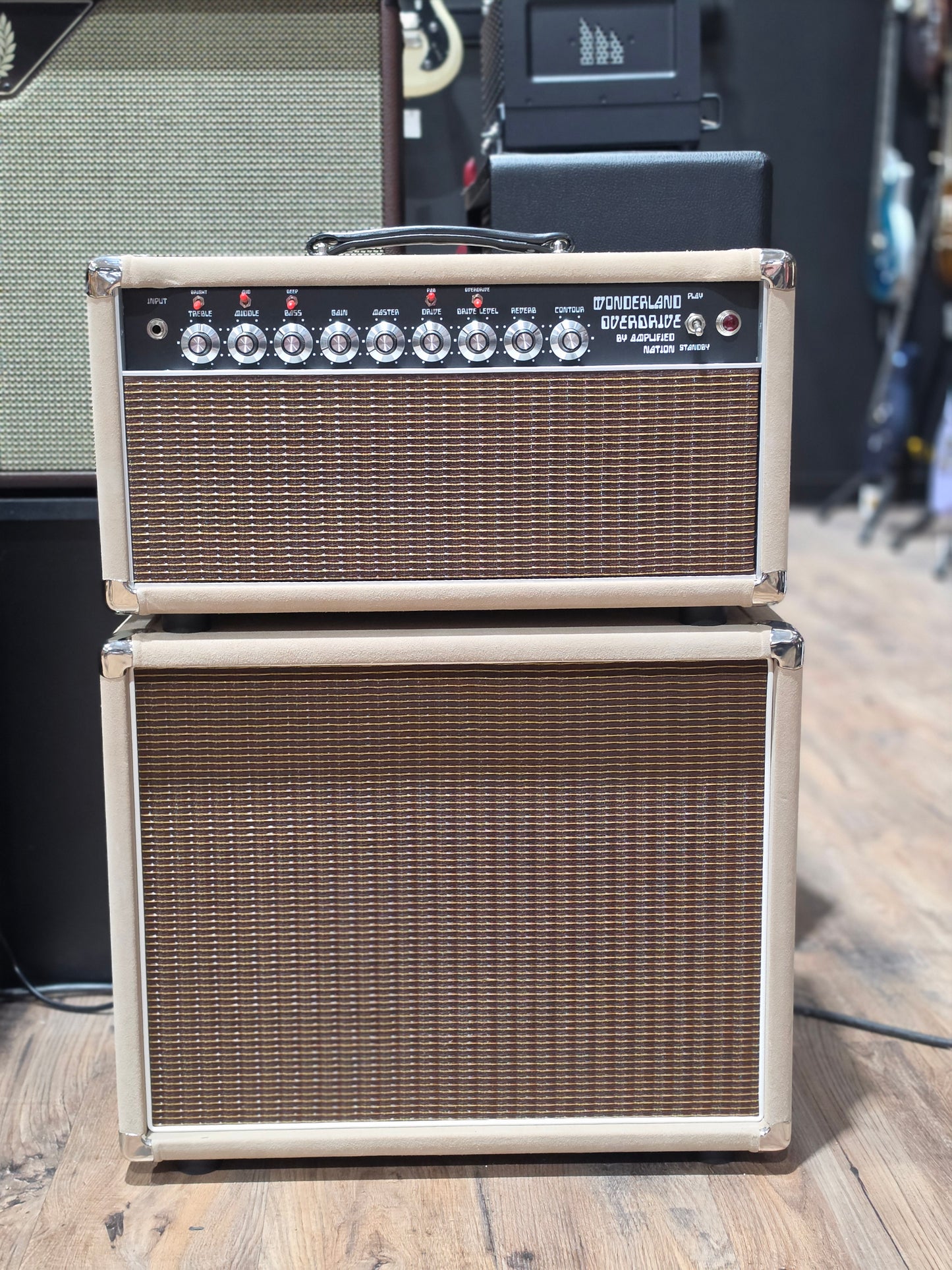 USED Amplified Nation Wonderland Overdrive V2 Tube Amp Head and 1x12 Cabinet Ivory Suede