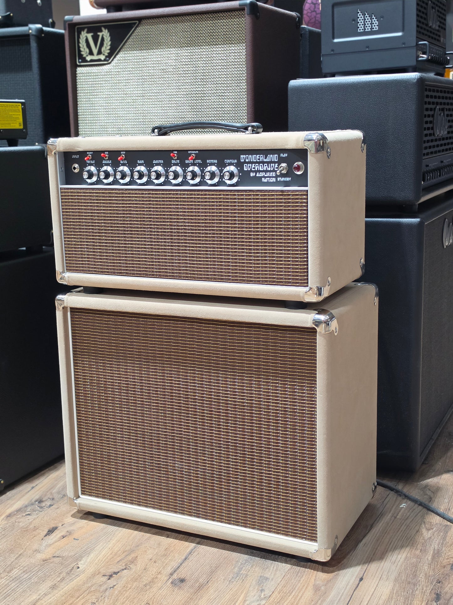 USED Amplified Nation Wonderland Overdrive V2 Tube Amp Head and 1x12 Cabinet Ivory Suede
