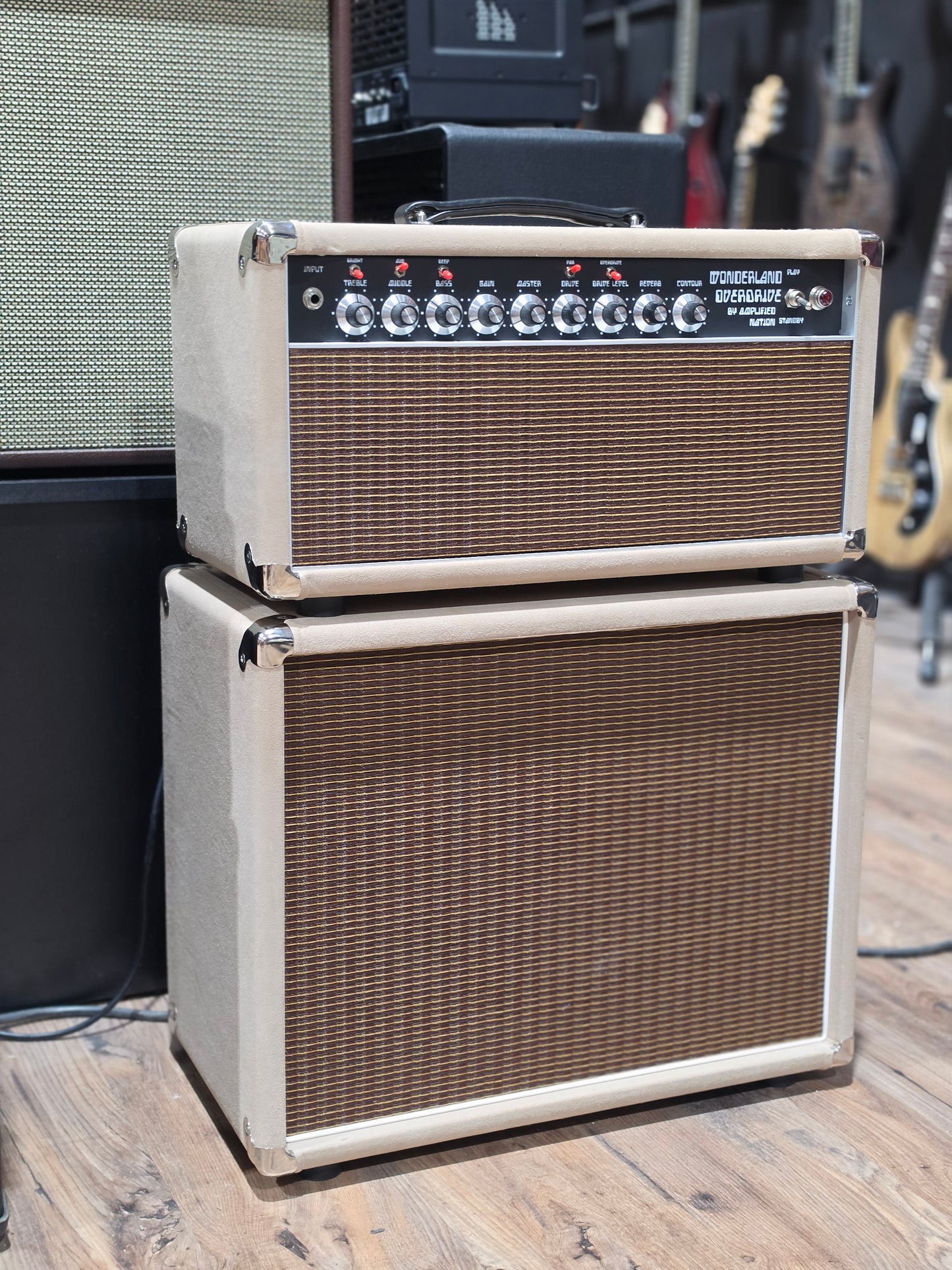 USED Amplified Nation Wonderland Overdrive V2 Tube Amp Head and 1x12 Cabinet Ivory Suede