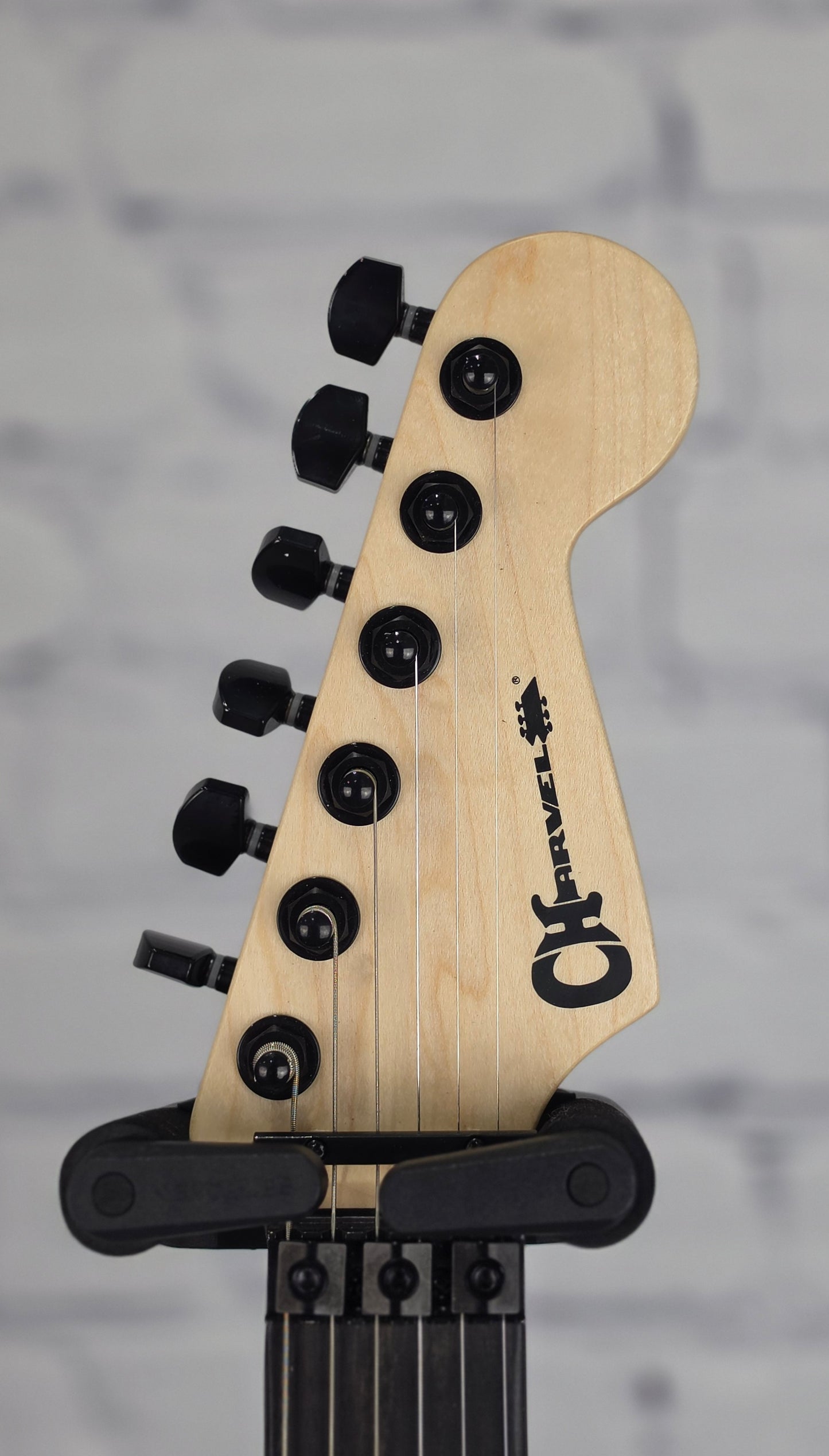 Charvel Pro-Mod So-Cal Style 1 HH FR 6 String Electric Guitar Three-Tone Sunburst
