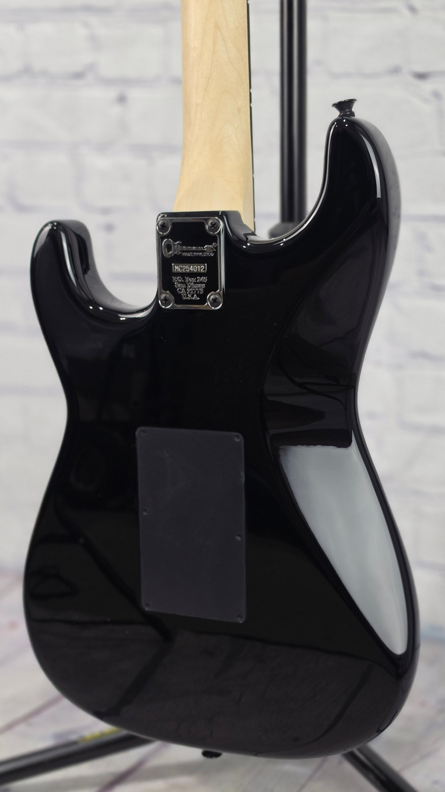 Charvel Pro-Mod So-Cal Style 1 HH FR 6 String Electric Guitar Three-Tone Sunburst