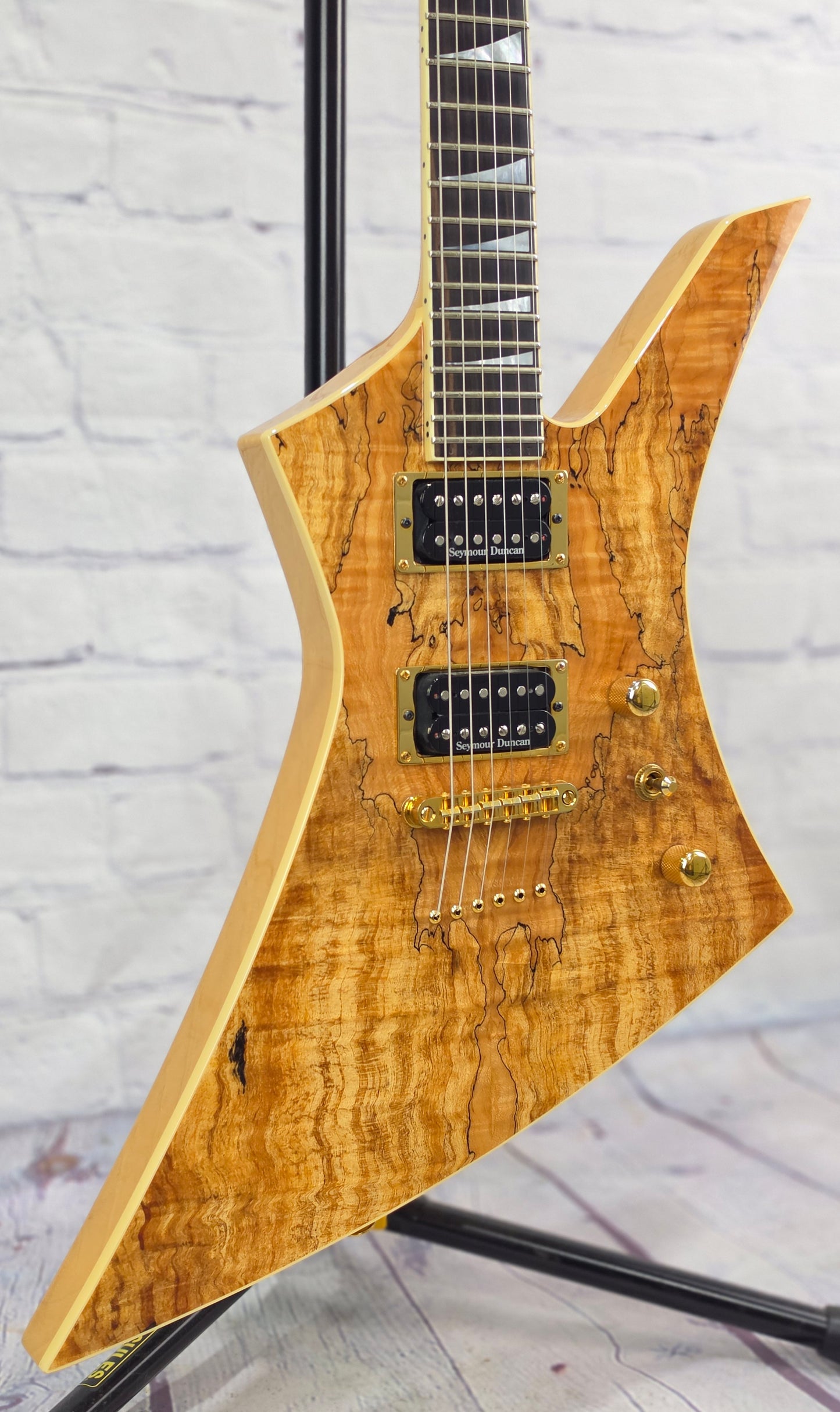 USED Jackson USA Custom Shop Kelly String-Thru 6 String Electric Guitar Natural Spalted Flame Maple