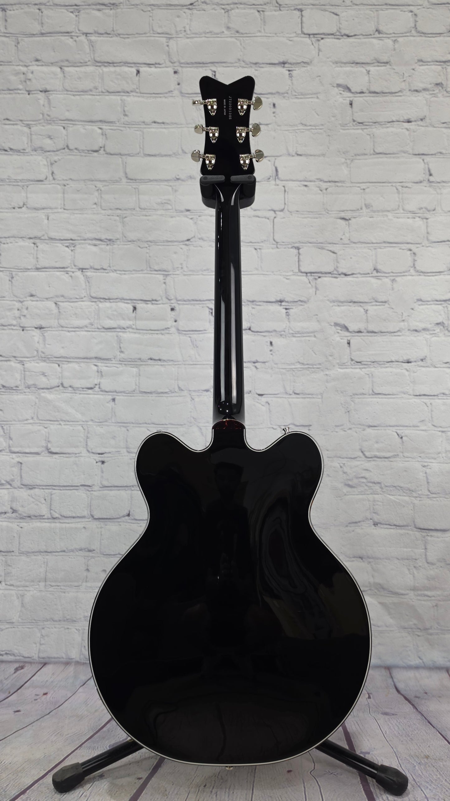 USED Gretsch G6136 Falcon Center Block Richard Fortus Signature 6 String Electric Guitar Gloss Black