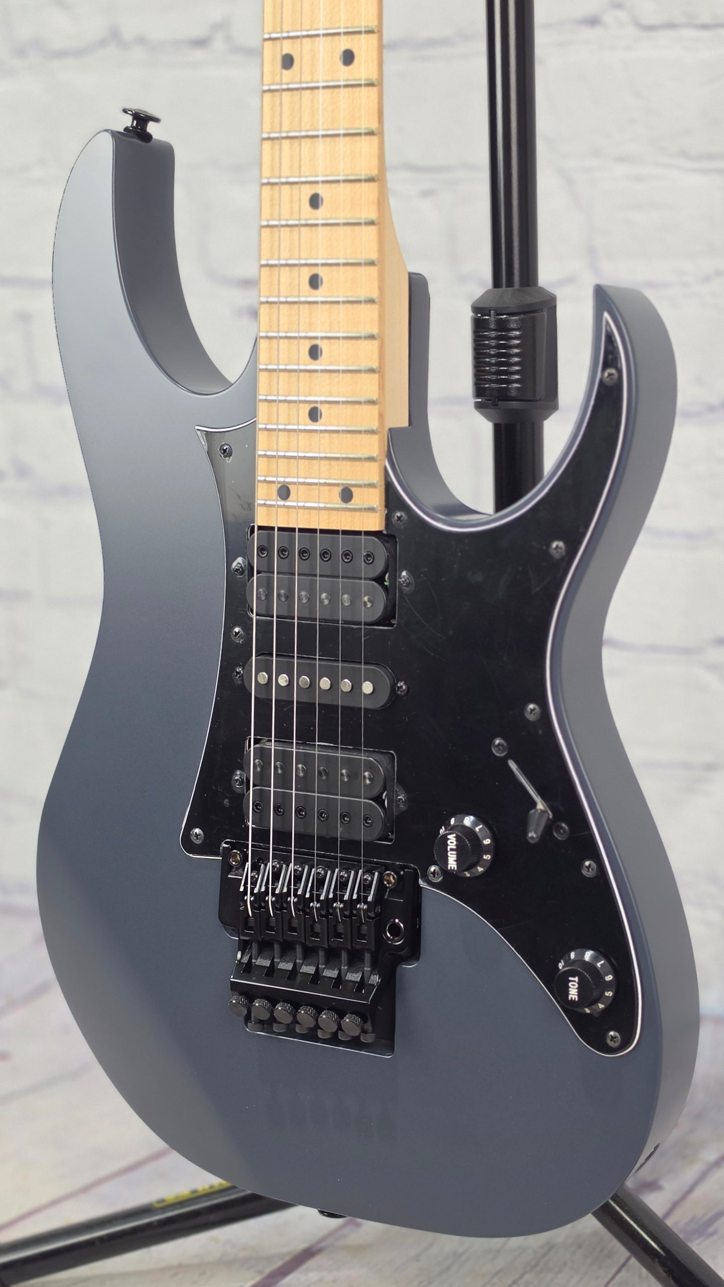 Ibanez Genesis RG550 GRF 6 String Electric Guitar Grey Metallic Flat Japan