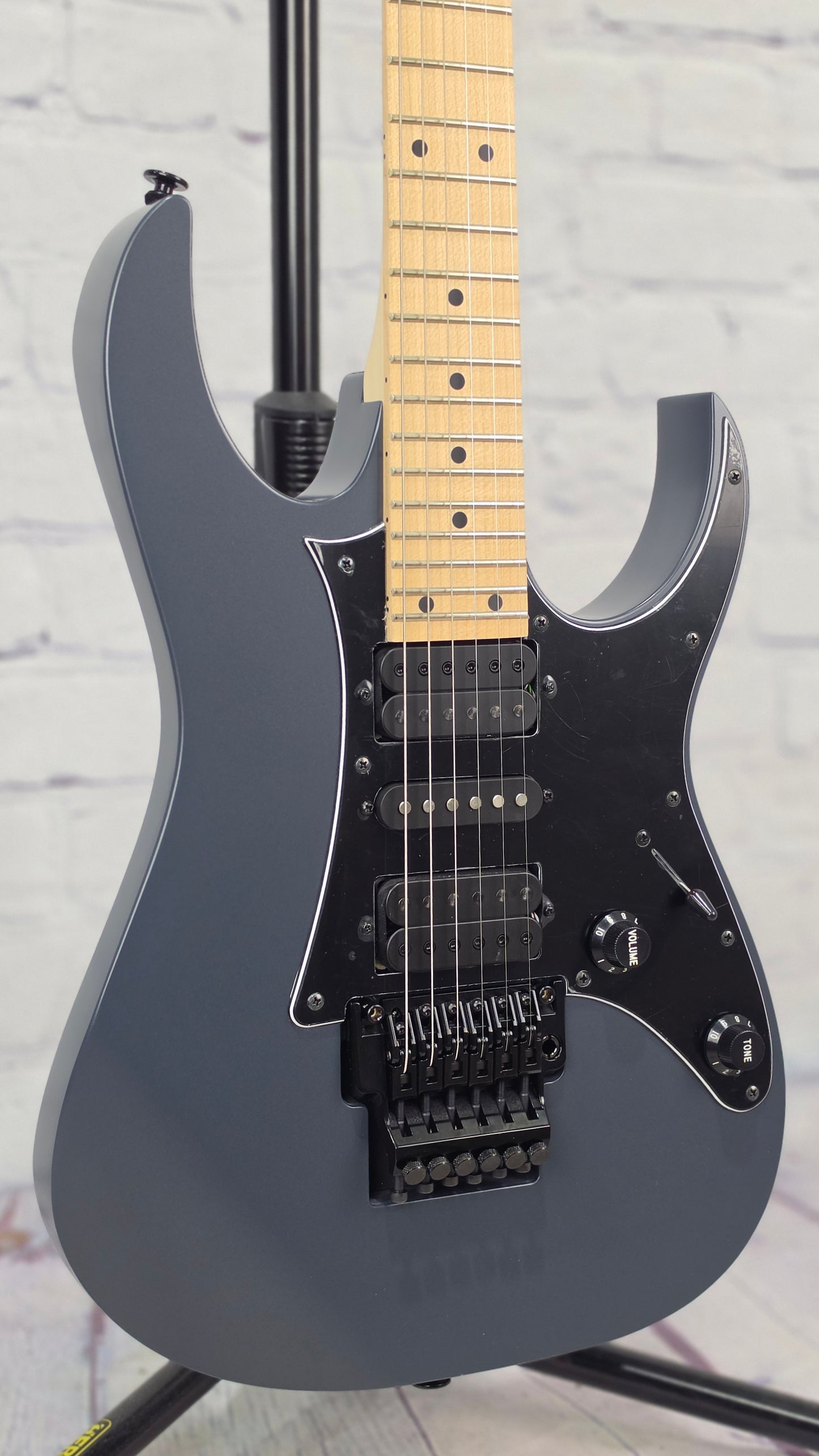 Ibanez Genesis RG550 GRF 6 String Electric Guitar Grey Metallic Flat Japan