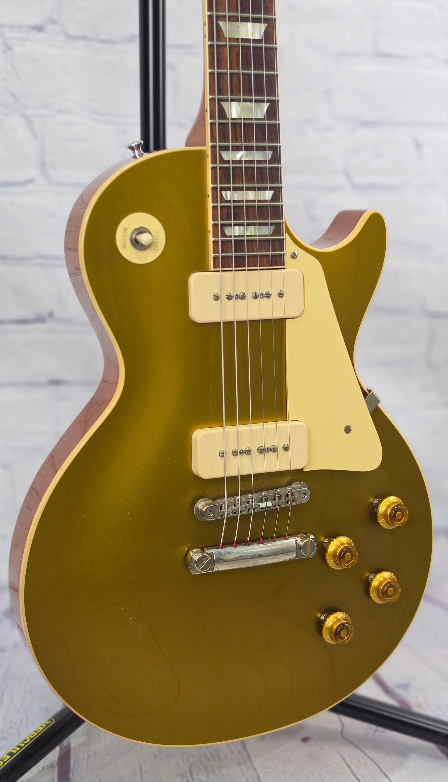 USED Gibson Custom Shop Les Paul R6 1956 Reissue 6 String Electric Guitar Gold Top