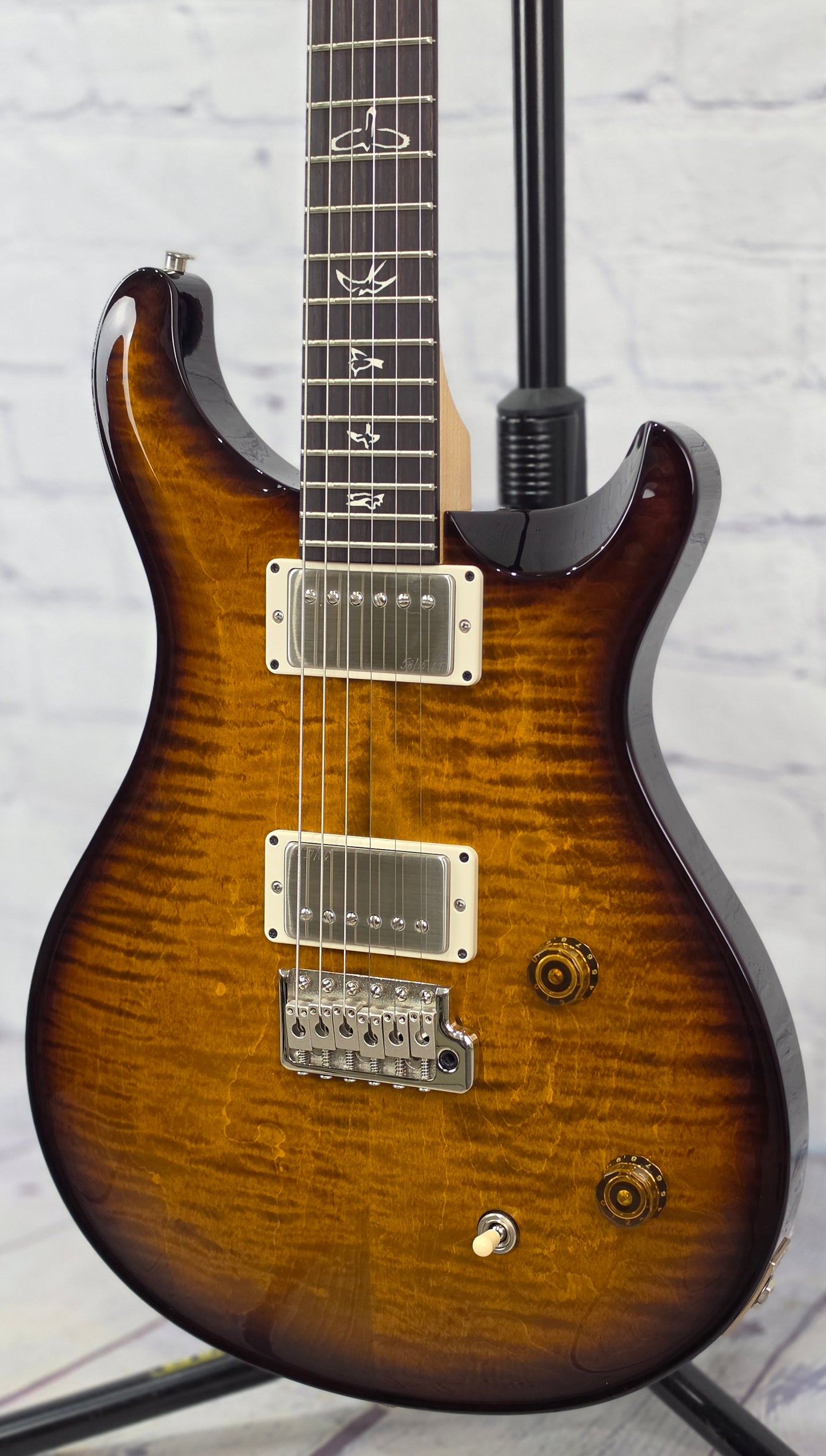 Paul Reed Smith PRS Guitars CE-22 6 String Electric Guitar Black Amber Limited Edition
