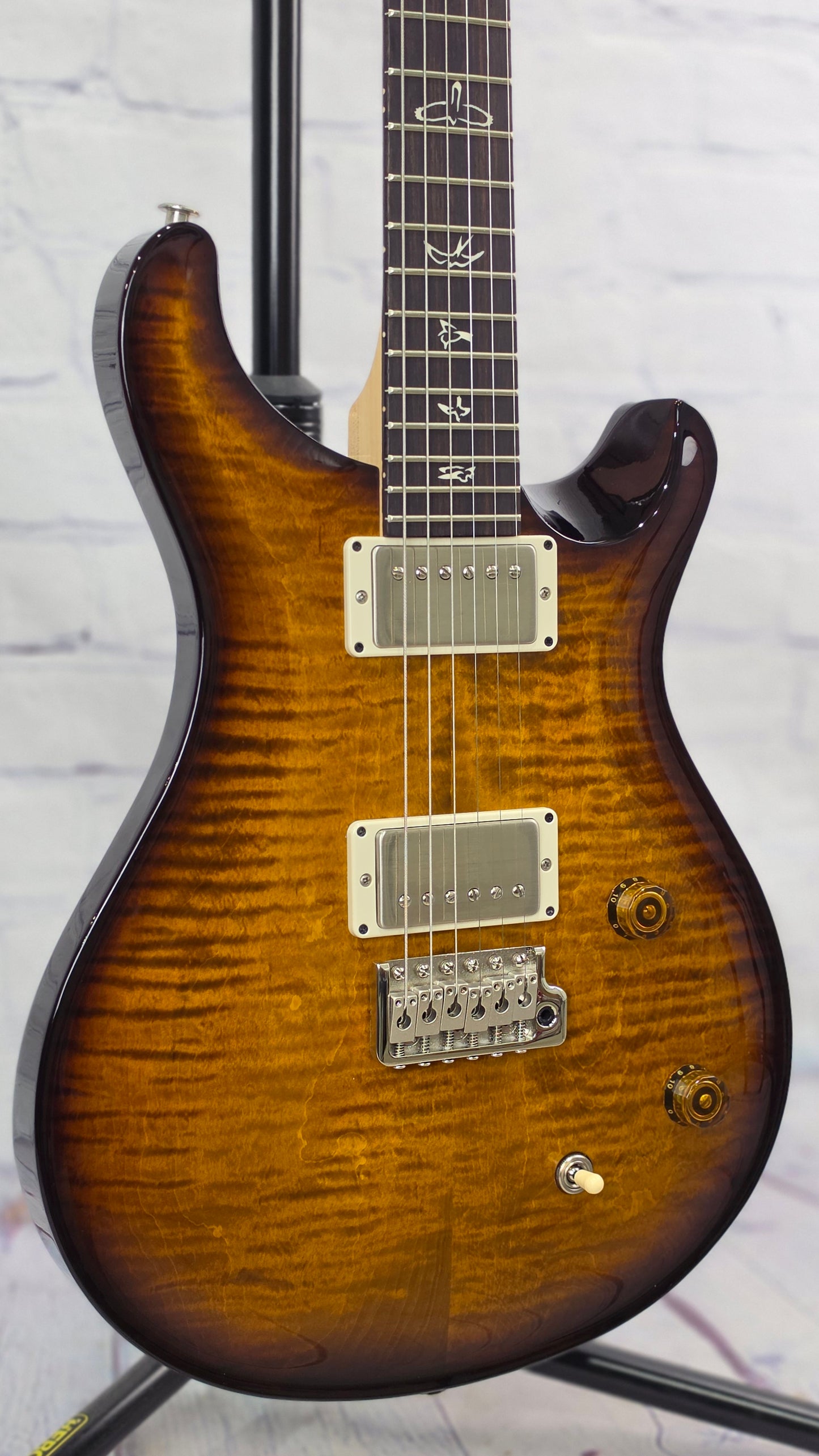 Paul Reed Smith PRS Guitars CE-22 6 String Electric Guitar Black Amber Limited Edition