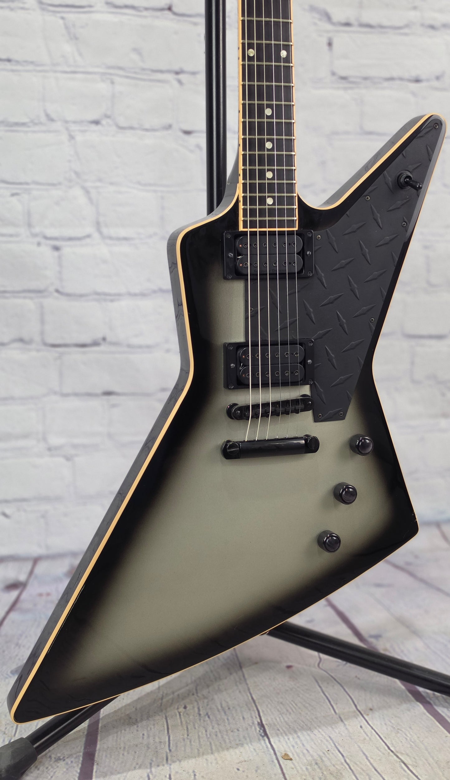 USED Gibson Thunderhorse Brendon Small Explorer 6 String Electric Guitar Silverburst Limited Edition