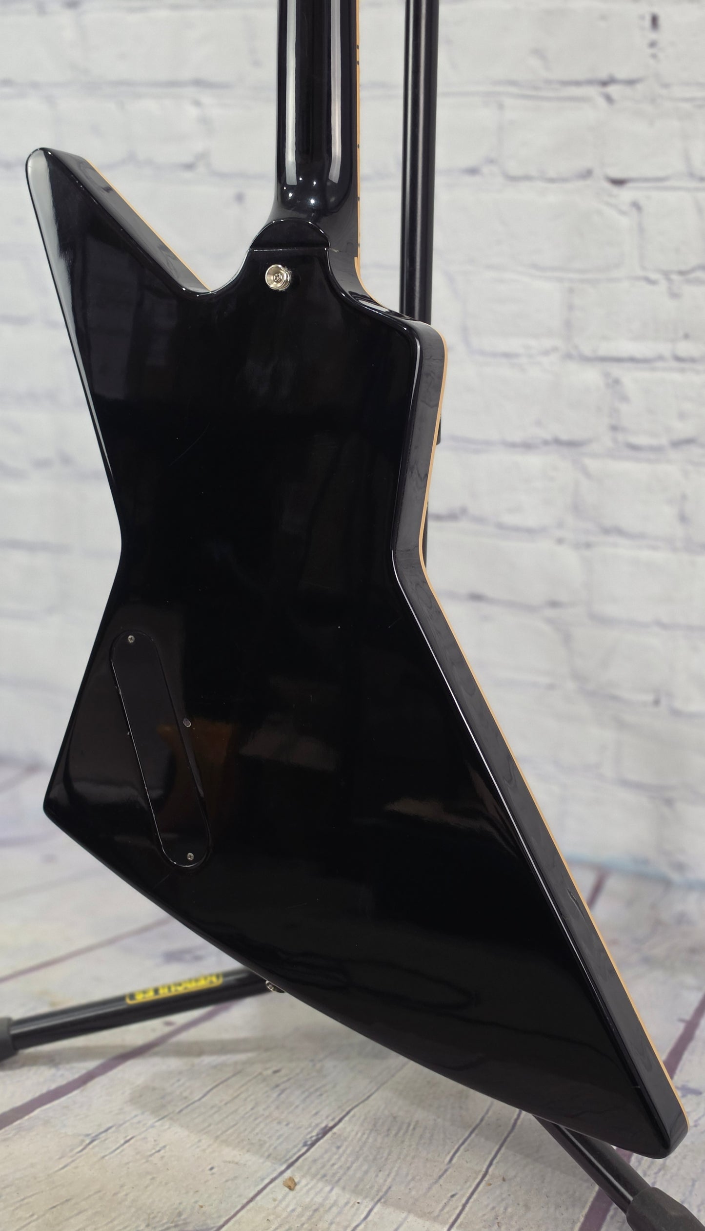 USED Gibson Thunderhorse Brendon Small Explorer 6 String Electric Guitar Silverburst Limited Edition