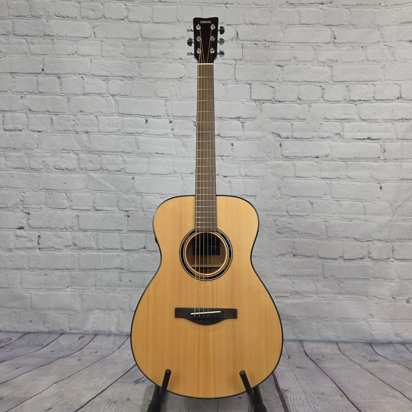 Yamaha TransAcoustic TAS1E 6 String Acoustic Guitar (Gen 2) Natural