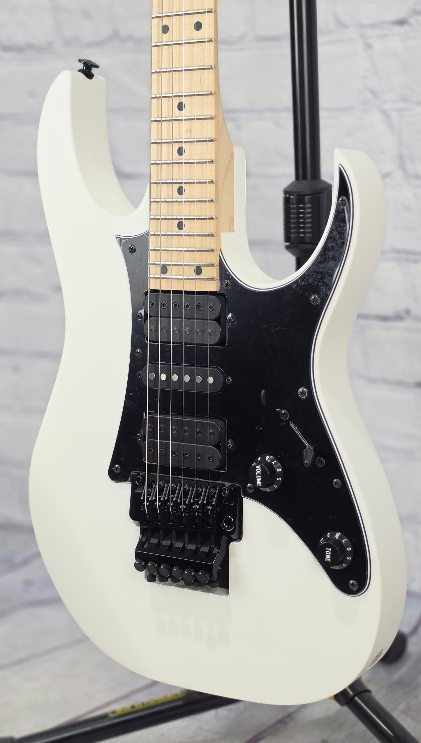 Ibanez Genesis RG550 GRF 6 String Electric Guitar White Flat Japan