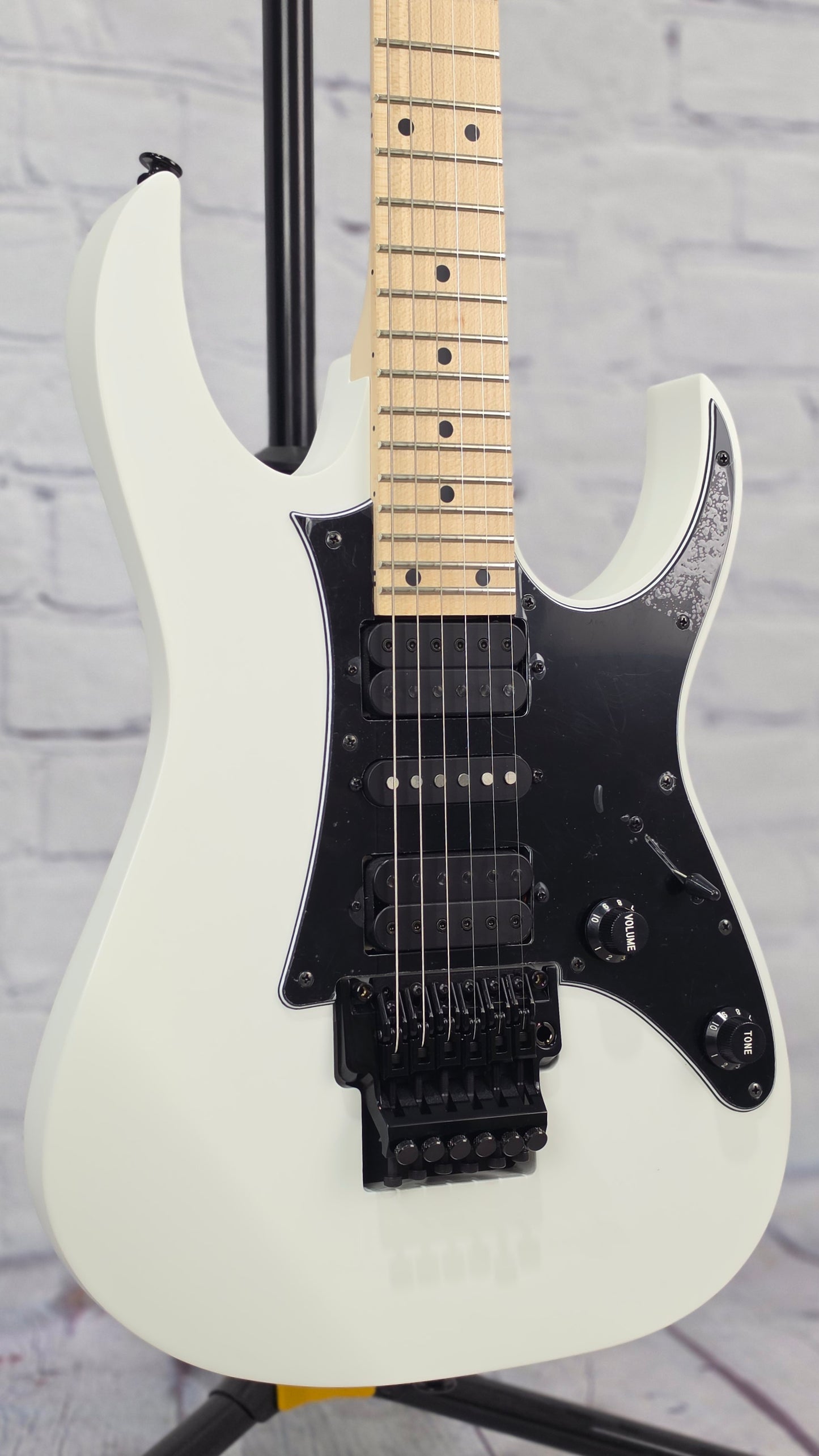Ibanez Genesis RG550 GRF 6 String Electric Guitar White Flat Japan
