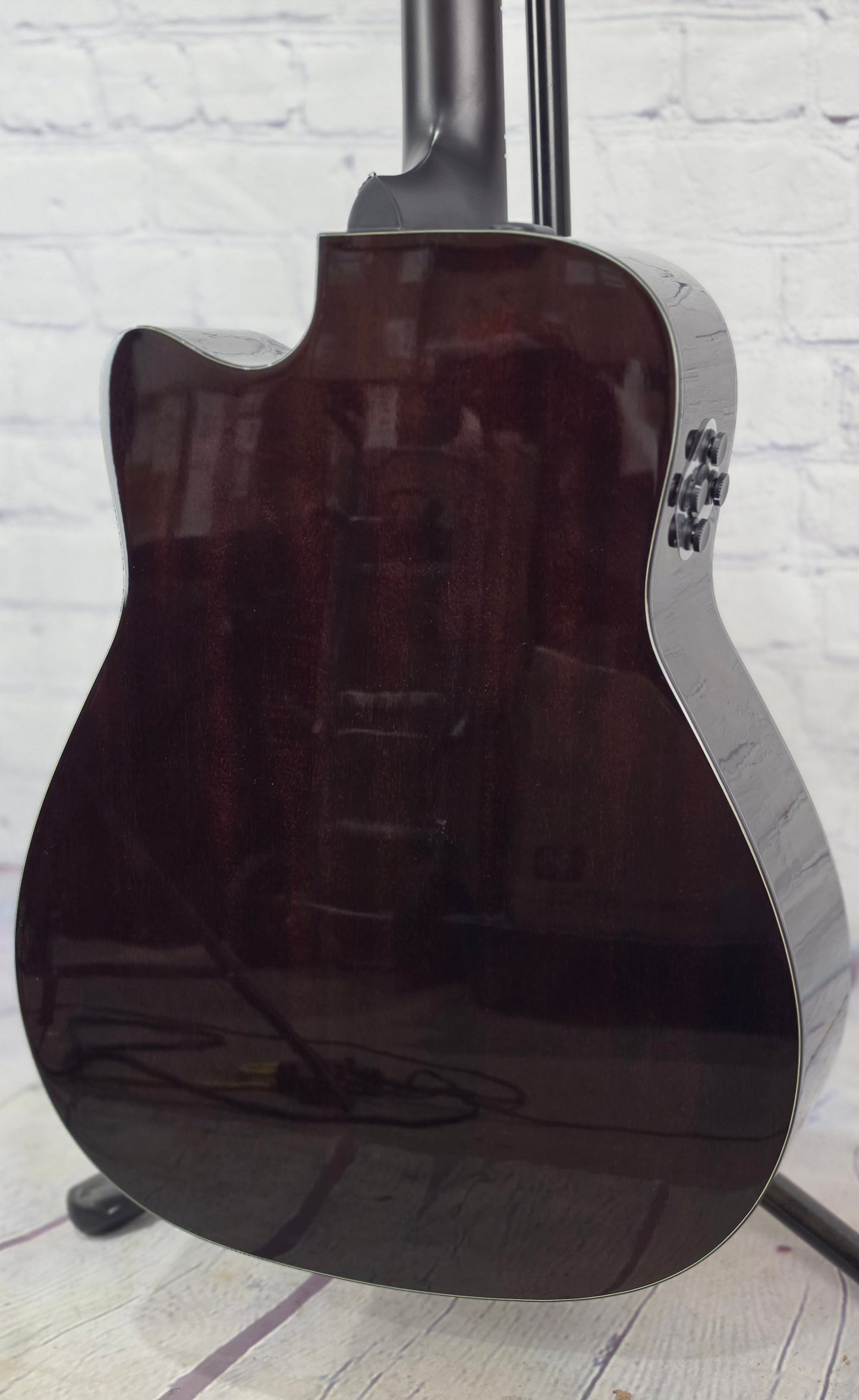 Yamaha Guitars TransAcoustic TAG1C NAT 6 String Acoustic Guitar Natural