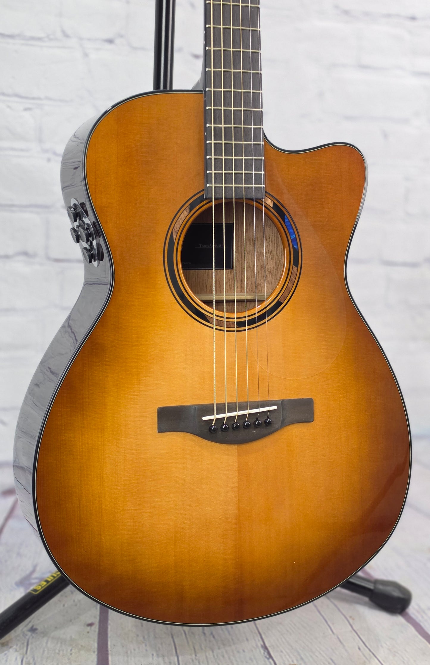 Yamaha Guitars TransAcoustic TAS1C SDB 6 String Concert Acoustic Guitar Sand Burst