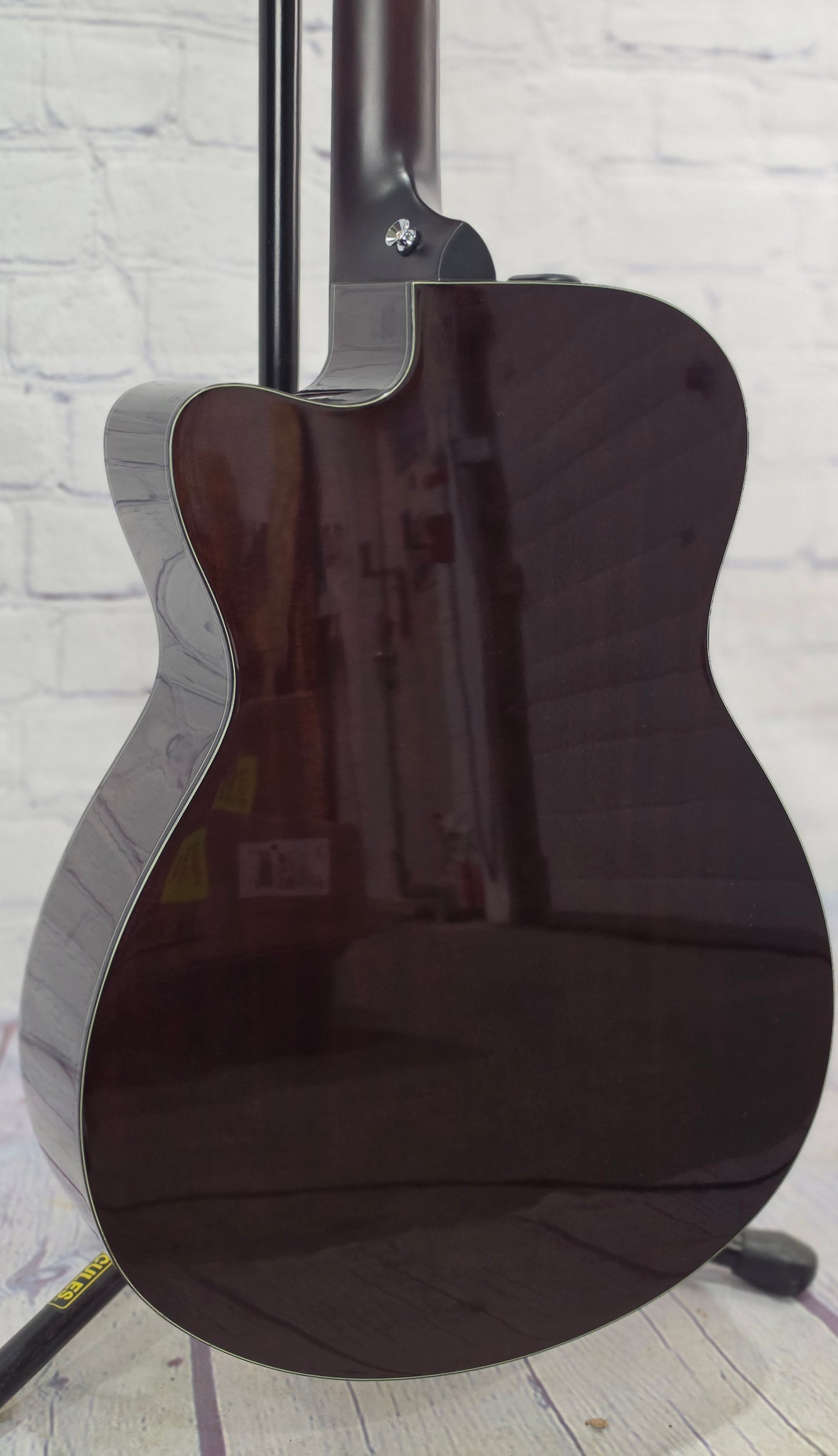 Yamaha Guitars TransAcoustic TAS1C SDB 6 String Concert Acoustic Guitar Sand Burst
