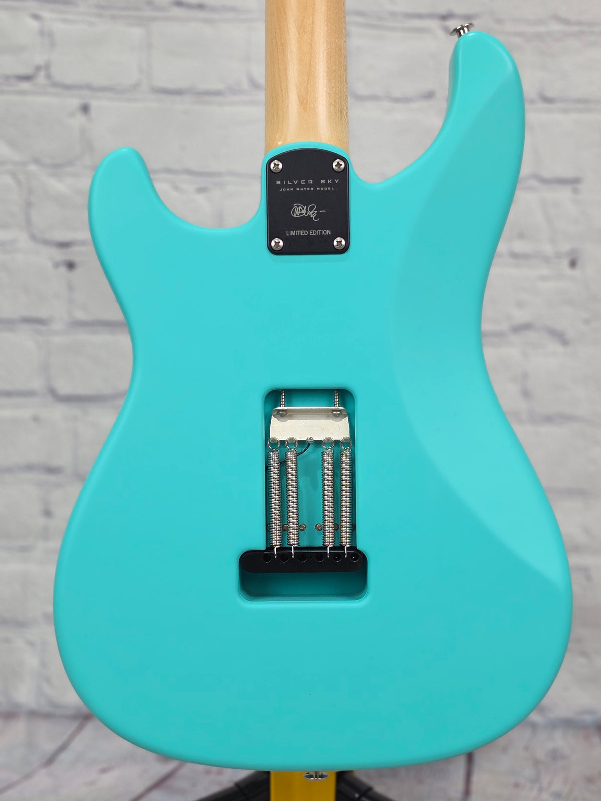 Paul Reed Smith PRS Guitars Silver Sky Limited Edition 6 String Electric Guitar Wild Blue