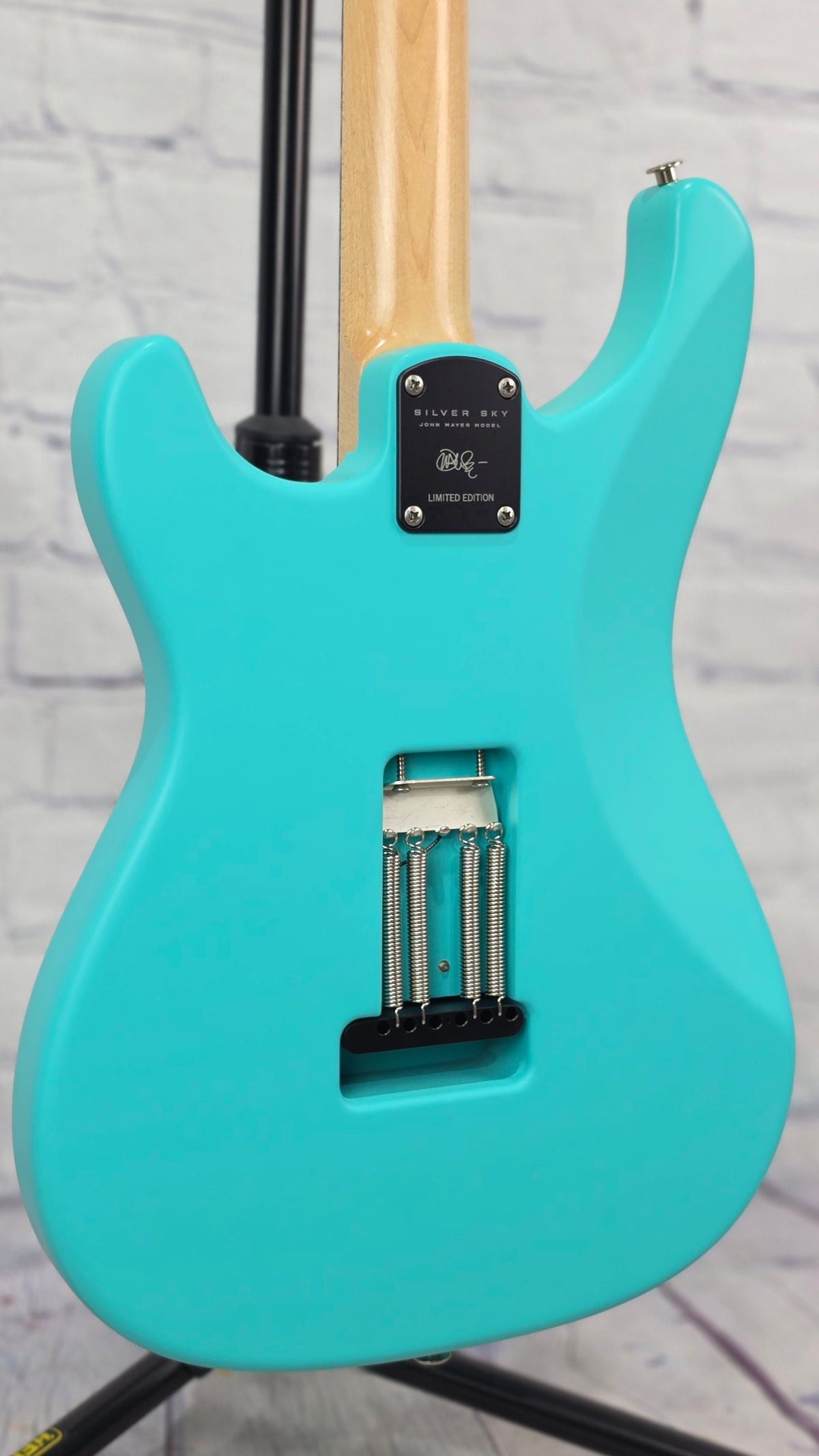 Paul Reed Smith PRS Guitars Silver Sky Limited Edition 6 String Electric Guitar Wild Blue