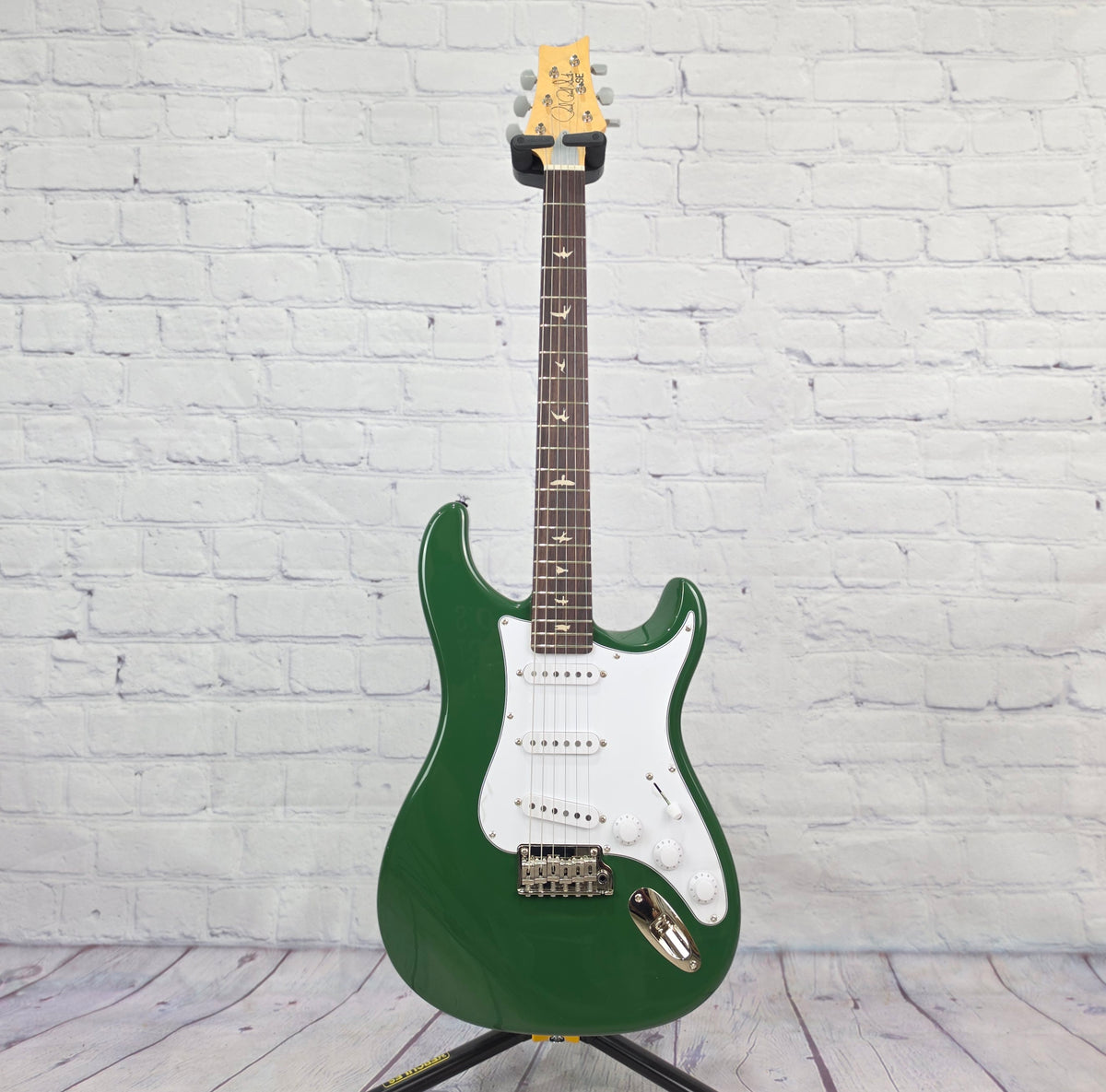 Paul Reed Smith PRS Guitars SE Silver Sky RW John Mayer Electric Guitar Laurel Green
