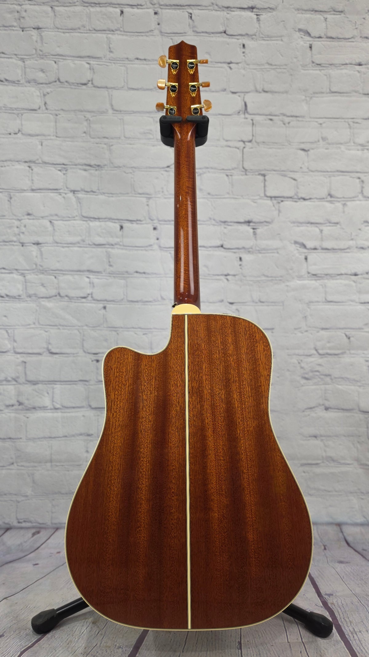 Takamine Pro Series P4DC Dreadnaught Acoustic Guitar Natural Gloss