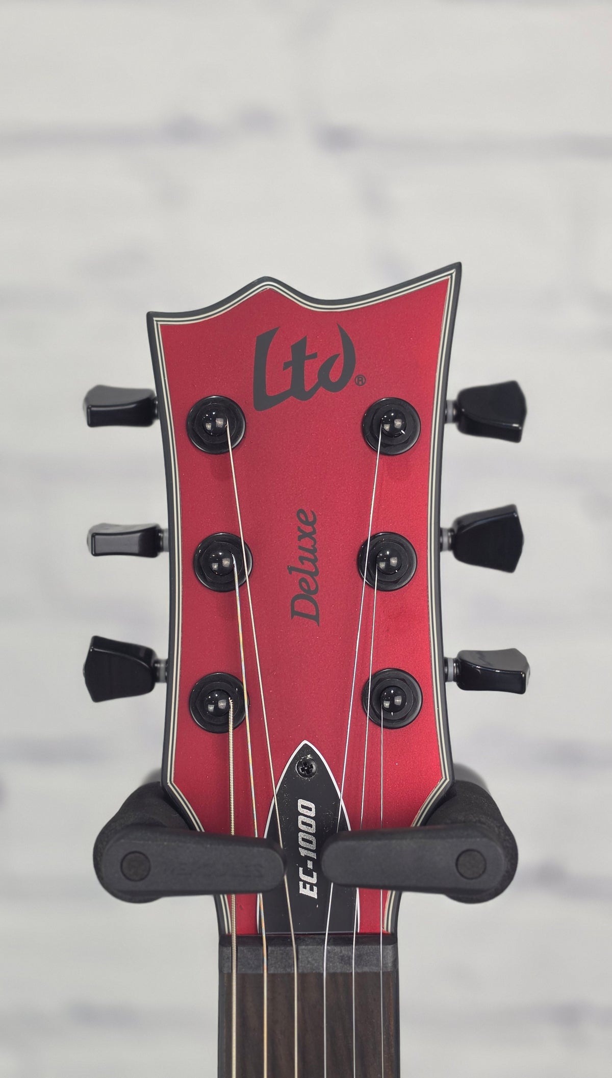 ESP LTD EC-1000 Eclipse 6 String Electric Guitar Candy Apple Red Satin