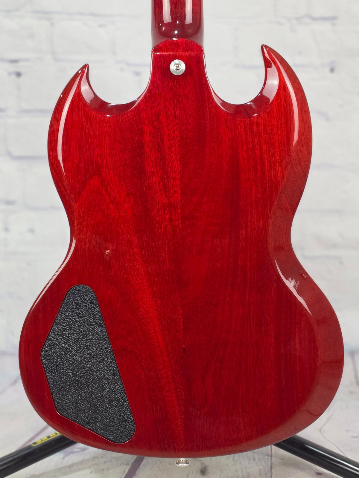 USED Gibson SG Standard 6 String Electric Guitar Heritage Cherry 2018