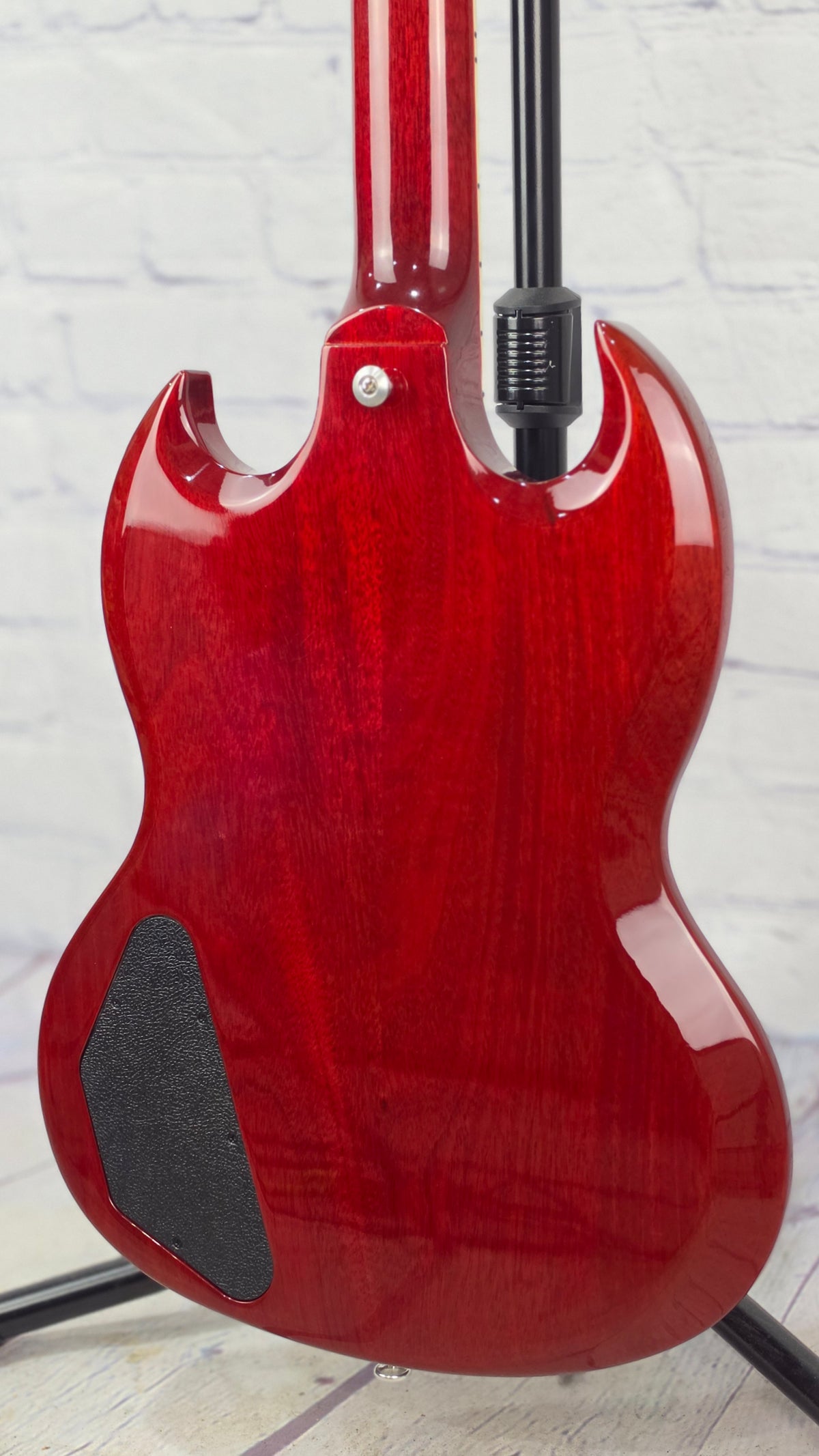 USED Gibson SG Standard 6 String Electric Guitar Heritage Cherry 2018