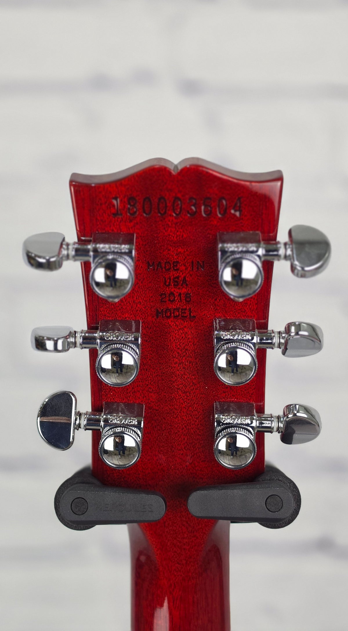 USED Gibson SG Standard 6 String Electric Guitar Heritage Cherry 2018