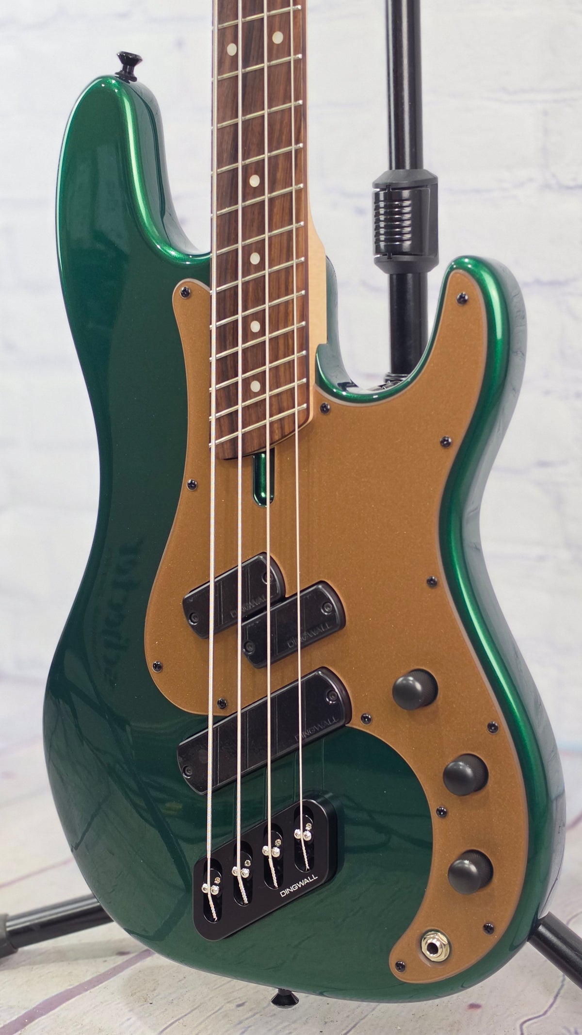 Dingwall SP1 4 DCG 4 String Bass Gloss Dark Candy Green