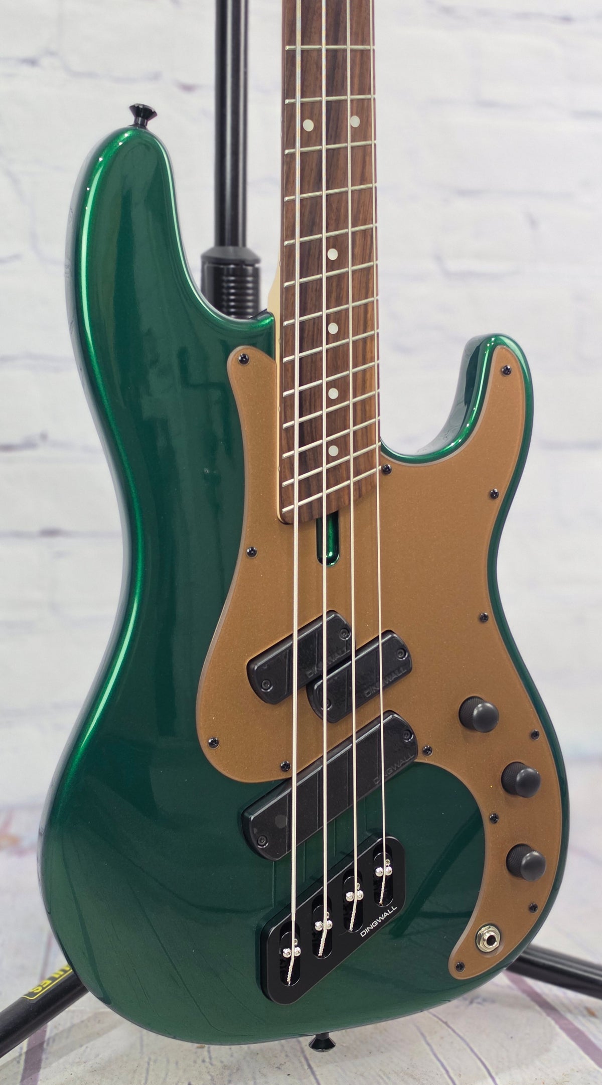 Dingwall SP1 4 DCG 4 String Bass Gloss Dark Candy Green
