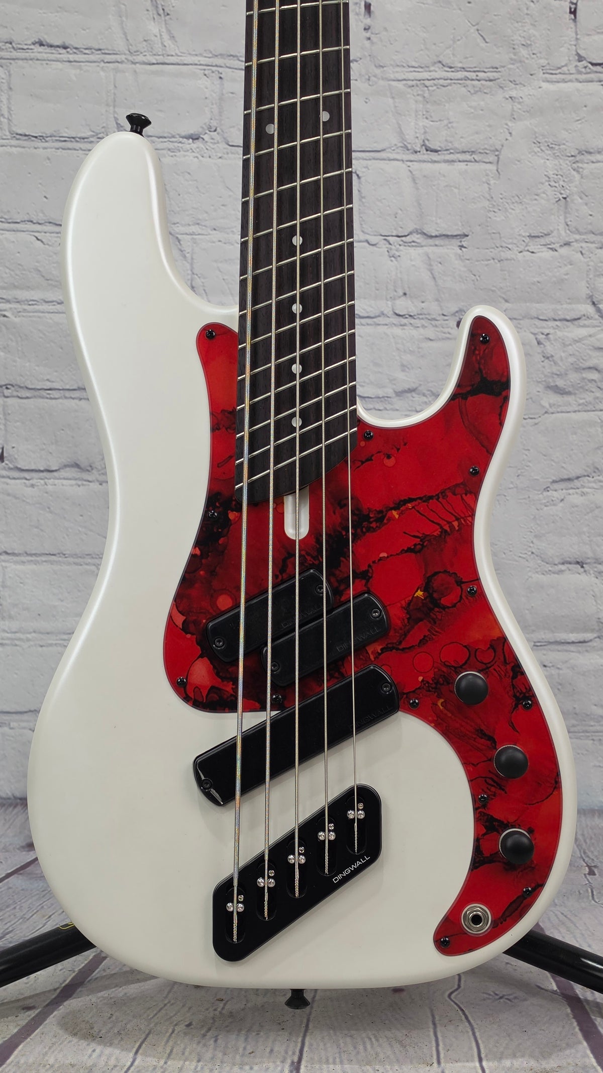 Dingwall SP1 5 DW 5 String Bass Gloss Ducati Pearl White