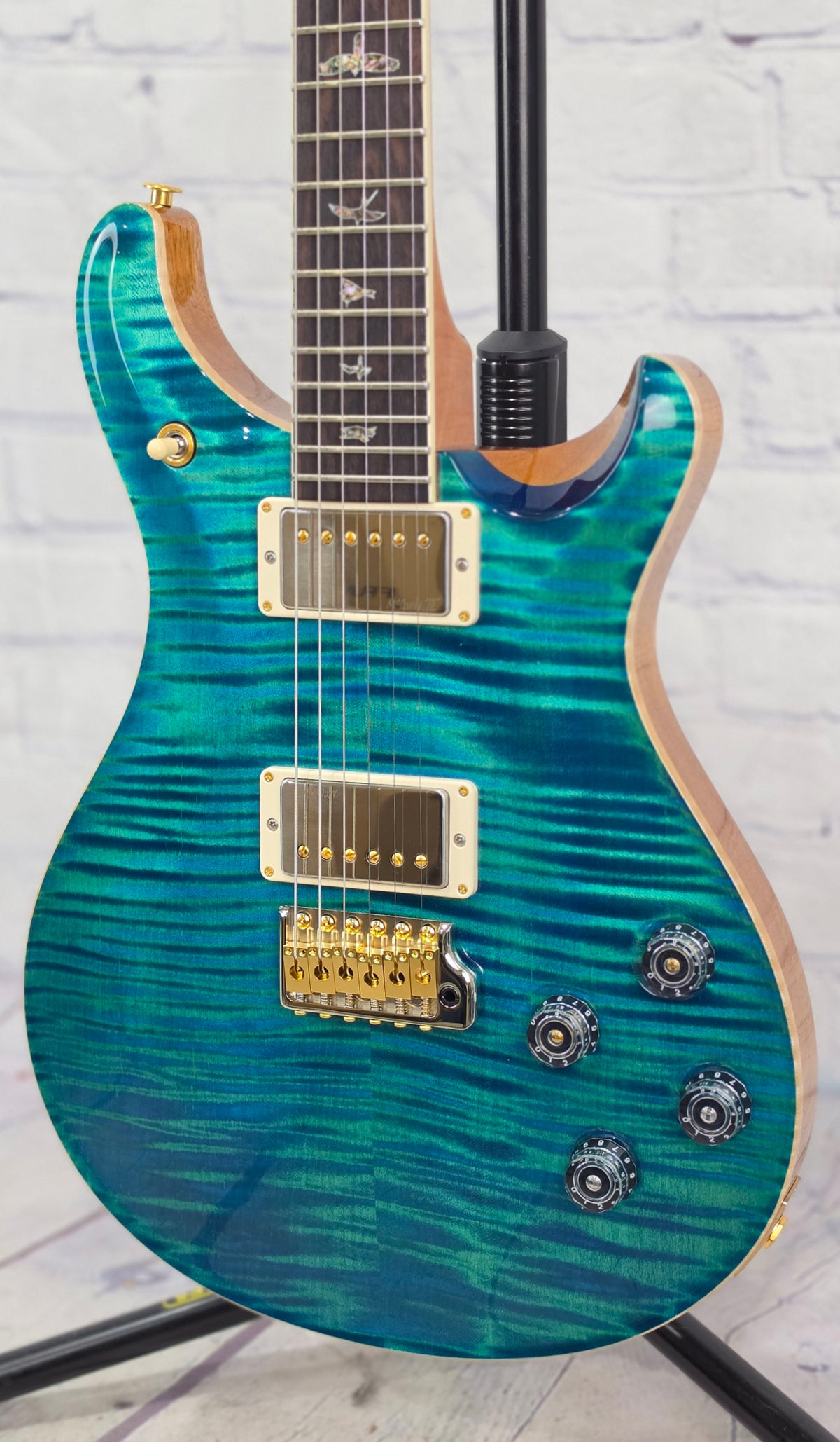 Paul Reed Smith PRS Guitars Wood Library McCarty 594 Tremolo Electric Guitar 10 Top Laguna (Private Stock Color)