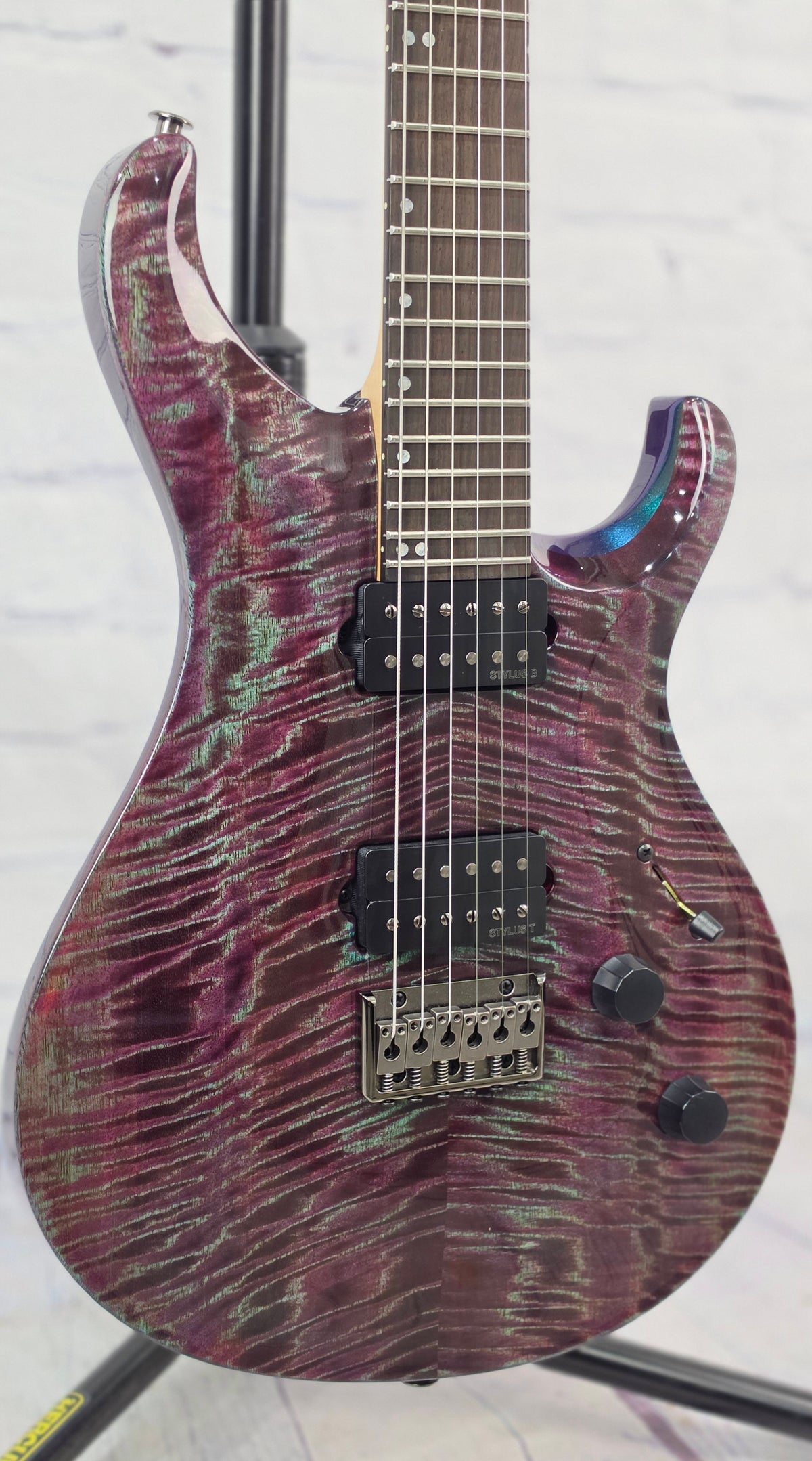 Paul Reed Smith PRS Guitars Tekton 6 String Electric Guitars Violet Tourmaline